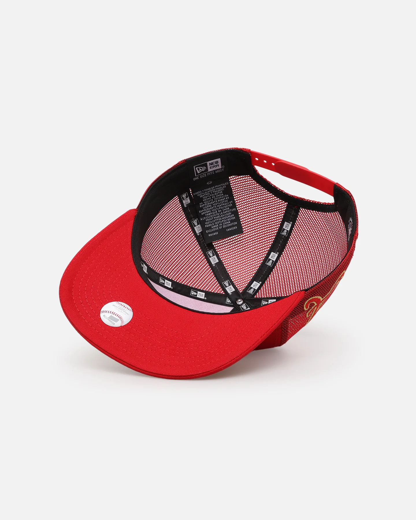 New Era Atlanta Braves 'Podium Collection' Pre-Curved Golfer Trucker Snapback Scarlet/Metallic Gold - Image 7