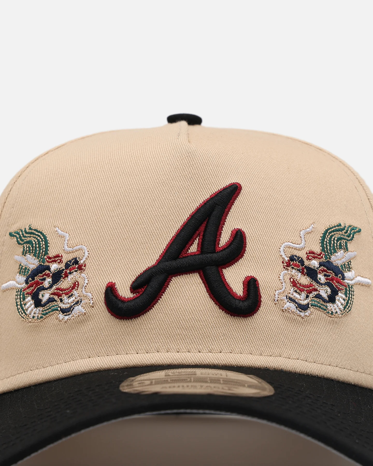 New Era Atlanta Braves 'Dragon Collection 2.0' 9FORTY A-Frame Snapback Black/Oak - Image 5