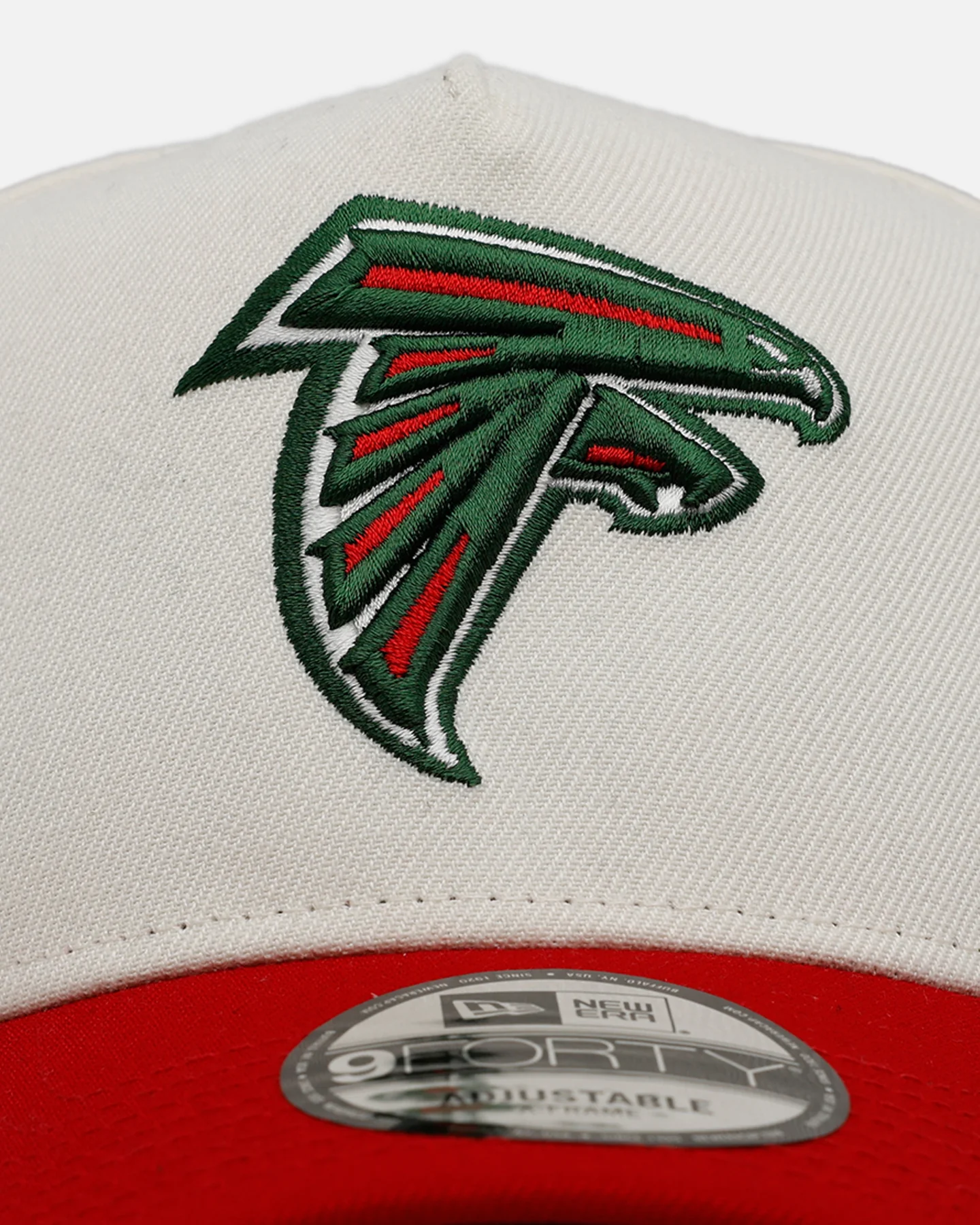 New Era Atlanta Falcons 'Strawberry' 9FORTY A-Frame Snapback Chrome/Red - Image 5