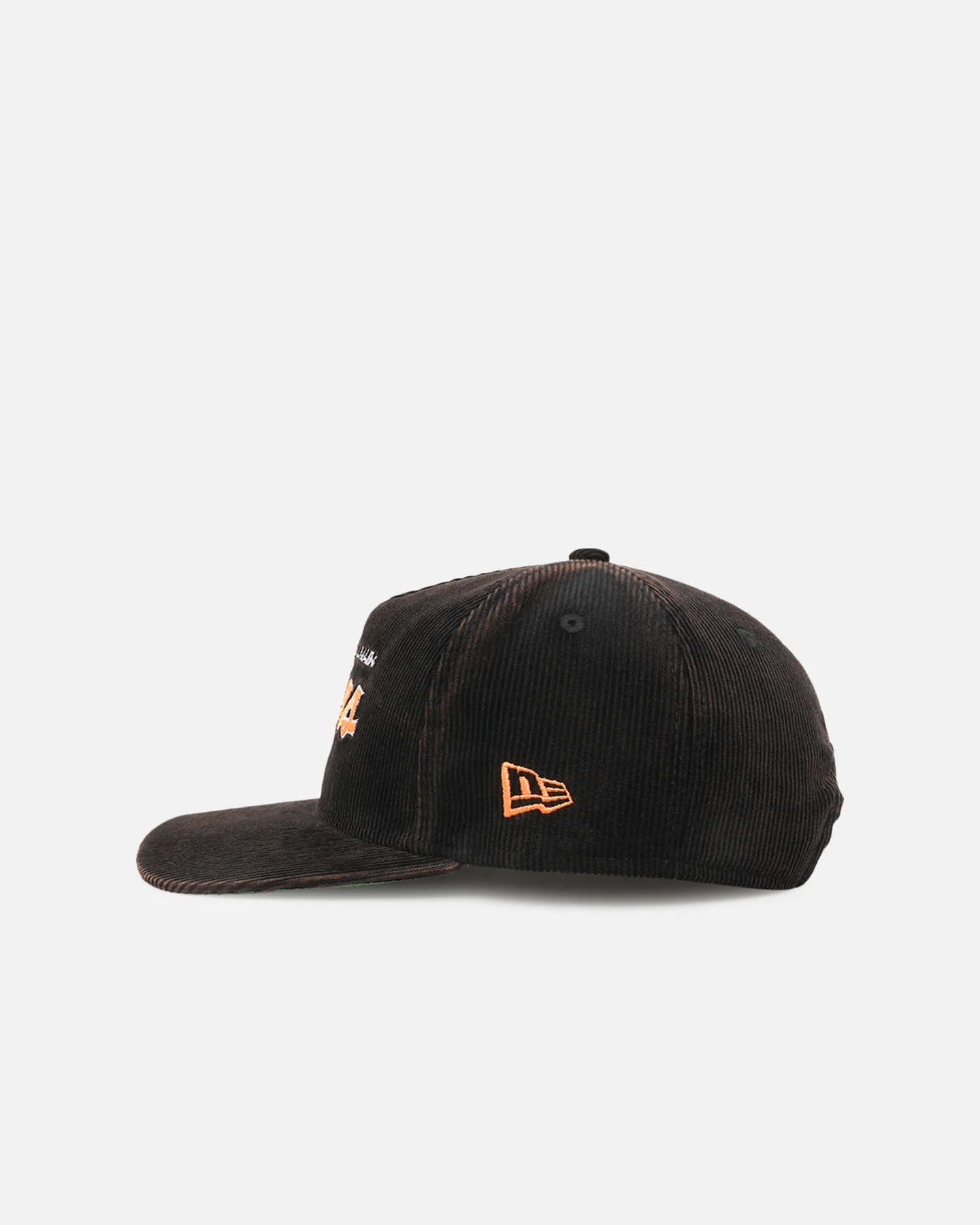 New Era Balmain Tigers 'NRL Golfer Washed Black' Pre-Curved Corduroy Golfer Snapback Washed Black - Image 4