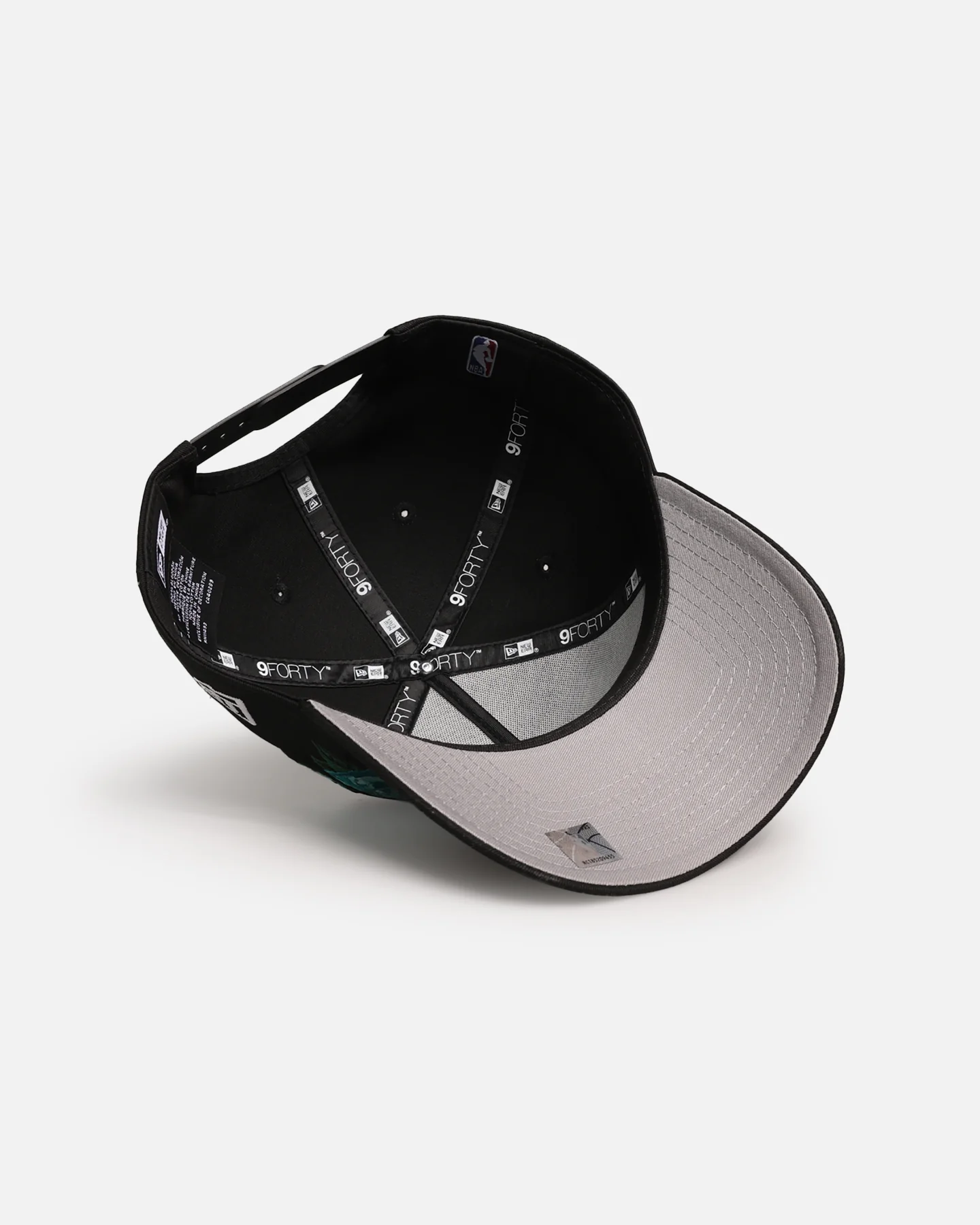 New Era Boston Celtics 'Aqua Rose Embroidery' 9FORTY A-Frame Snapback Black/Aqua - Image 6