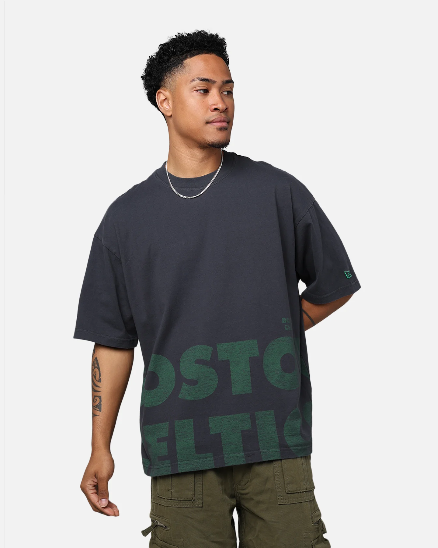 New Era Boston Celtics Oversized T-Shirt Black - Image 2