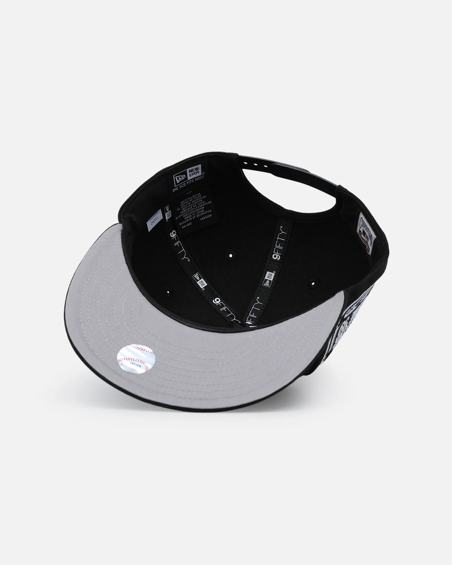 New Era Boston Red Sox 'Black & White Upside Down' 9FIFTY Snapback Black/White - Image 6