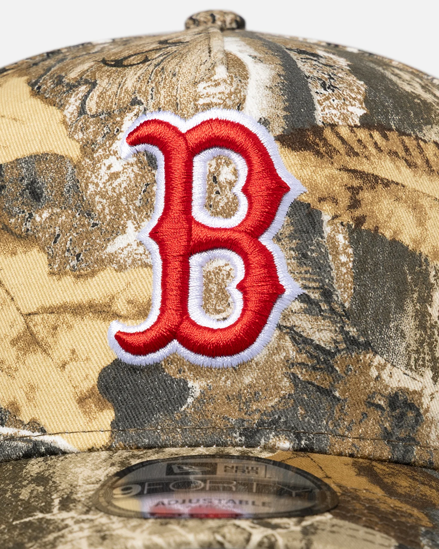 New Era Boston Red Sox 'Great Outdoors Part II' 9FORTY A-Frame Snapback Real Tree Camo - Image 5