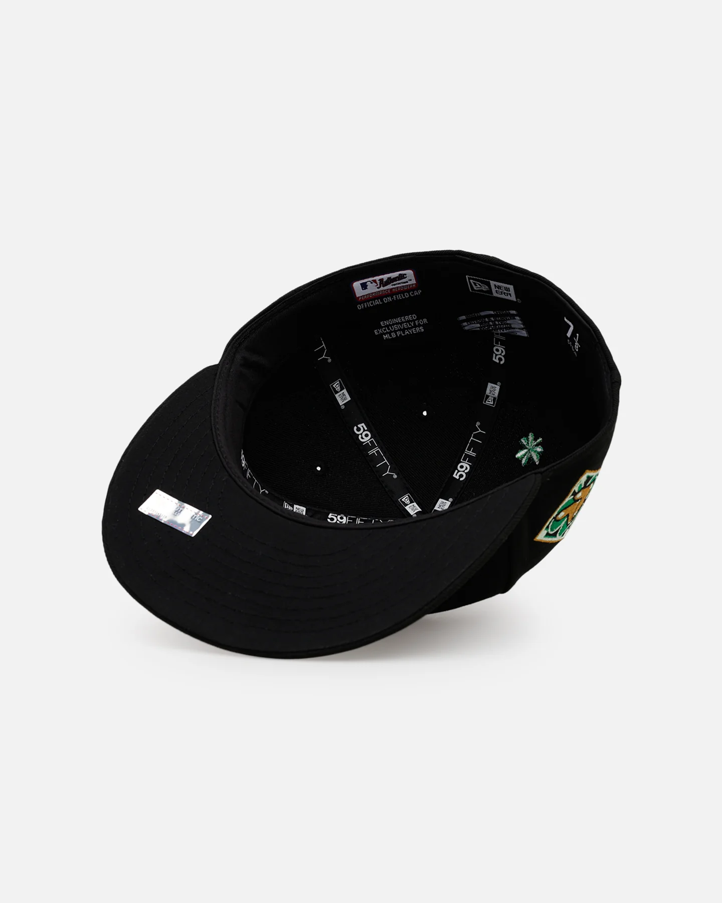 New Era Boston Red Sox 'St. Patrick's Day' 59FIFTY Fitted Black/Green - Image 6
