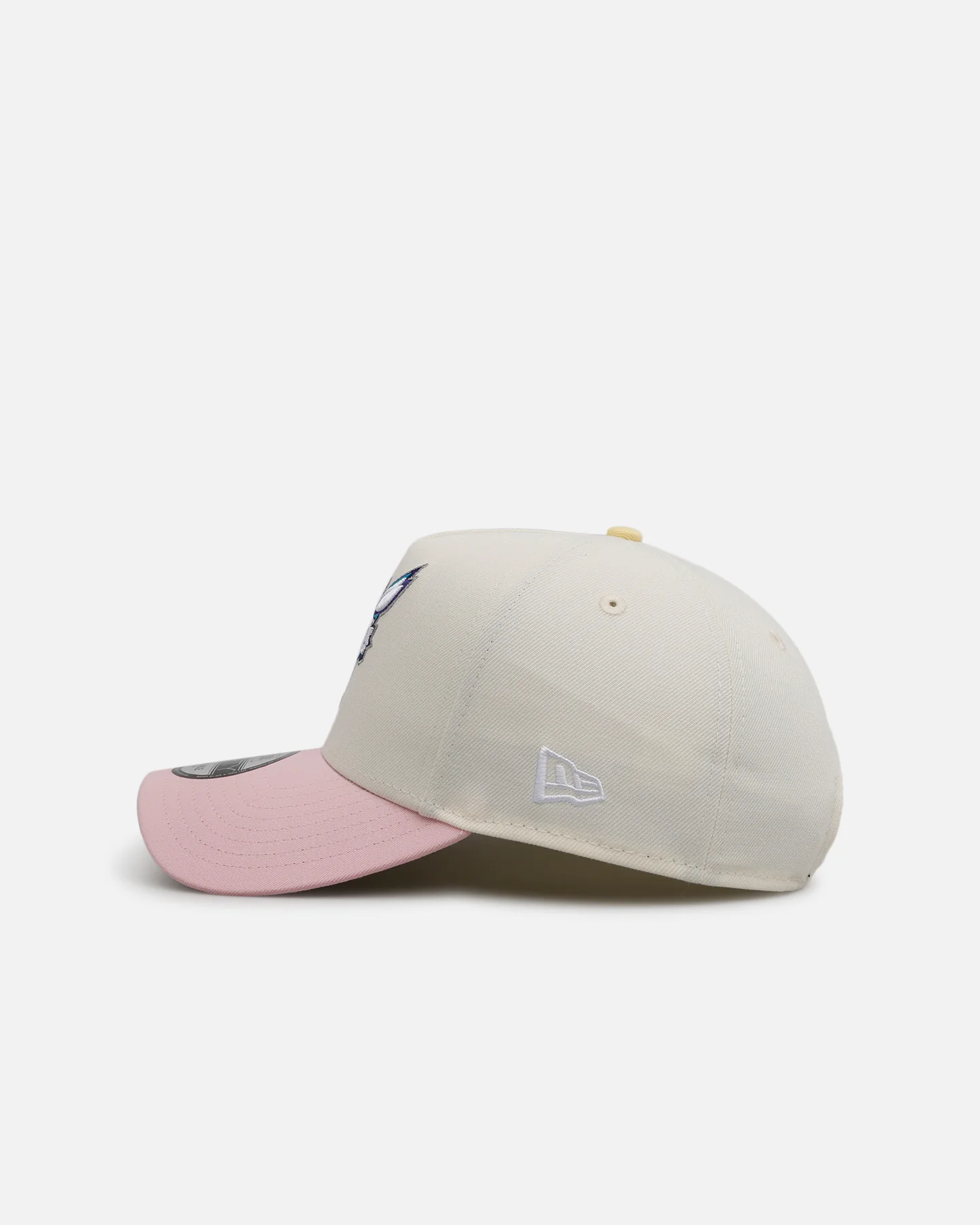 New Era Charlotte Hornets 'Pink Lemonade' 9FORTY A-Frame Snapback Pink/Yellow - Image 4