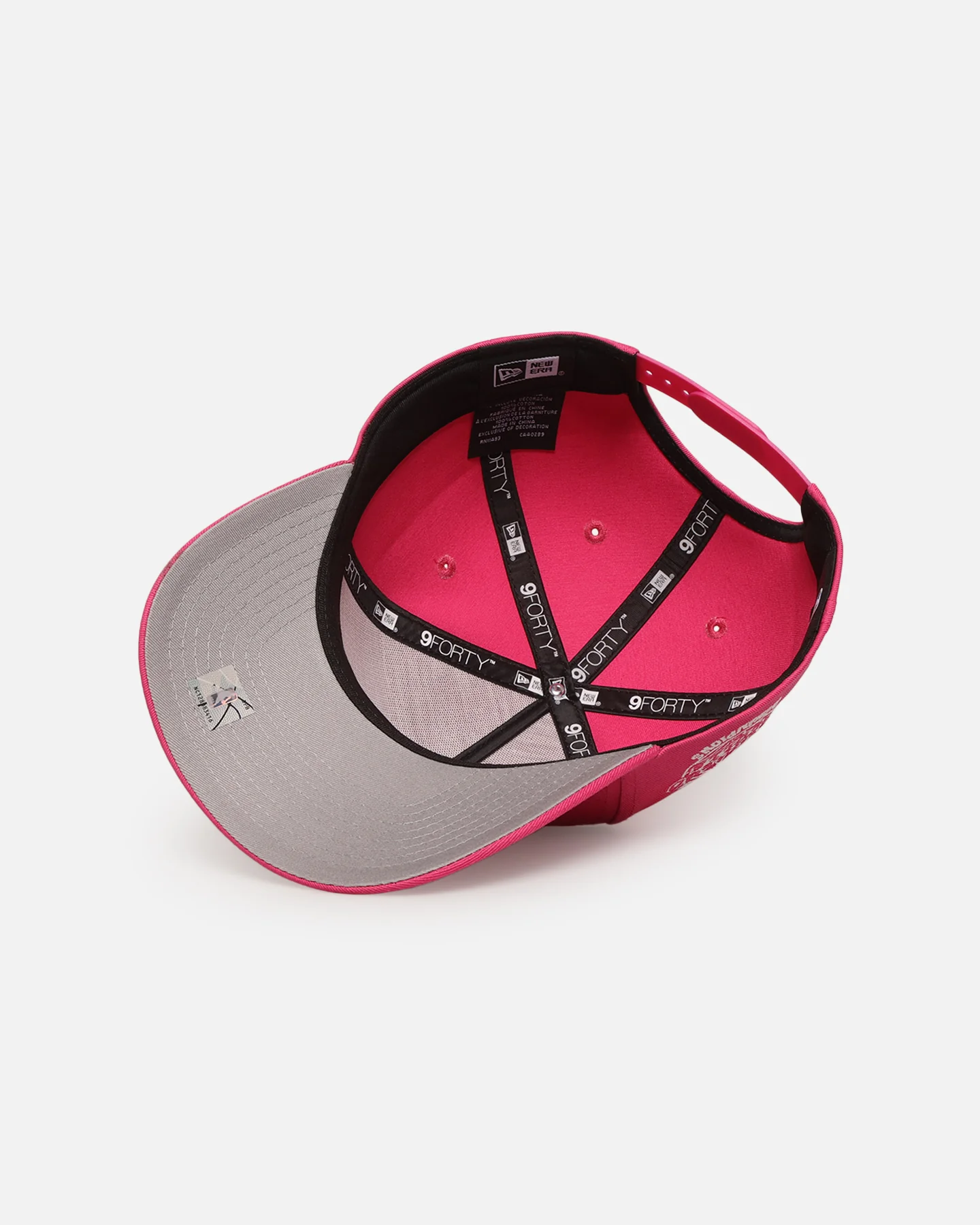 New Era Chicago Bulls 'Chicago Bulls Polychromatic' 9FORTY A-Frame Snapback Pink - Image 6