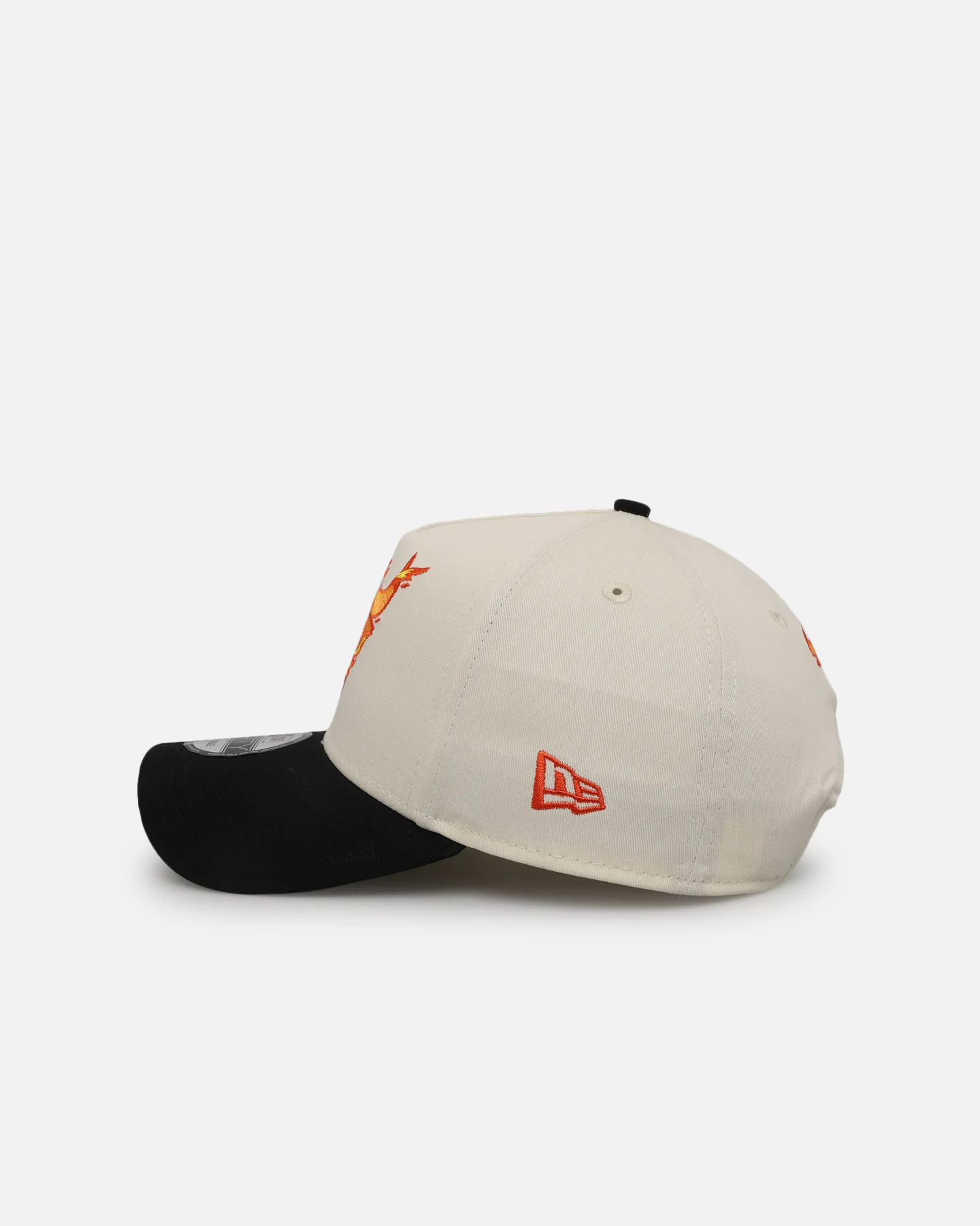 New Era Chicago Bulls 'Flame' 9FORTY A-Frame Snapback Chrome White/Black - Image 4