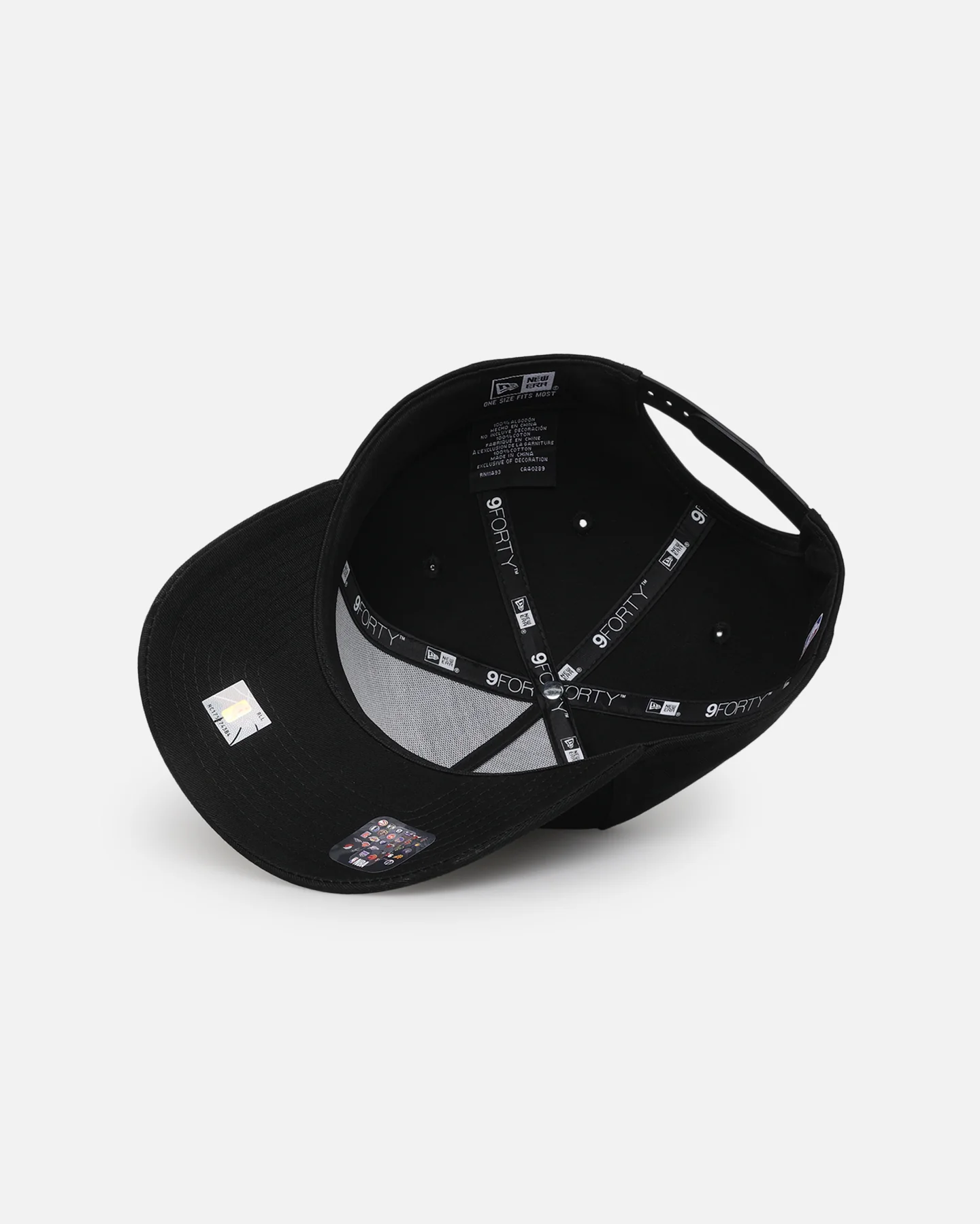 New Era Chicago Bulls 'NBA Black & Gold Embroidery' 9FORTY A-Frame Snapback Black/Gold - Image 6