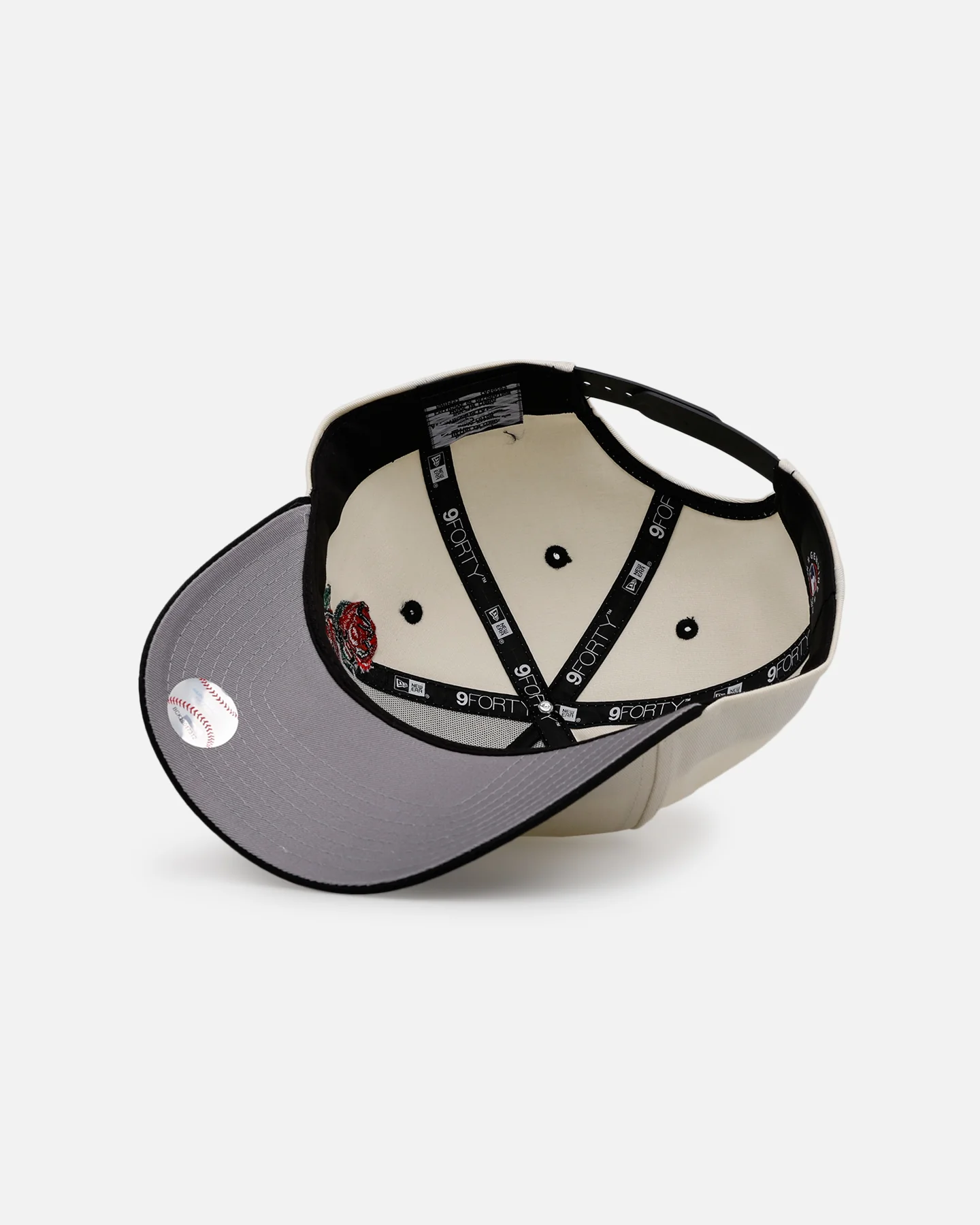 New Era Chicago Cubs 'Chrome Black Roses' 9FORTY A-Frame Snapback Chrome/Black - Image 6