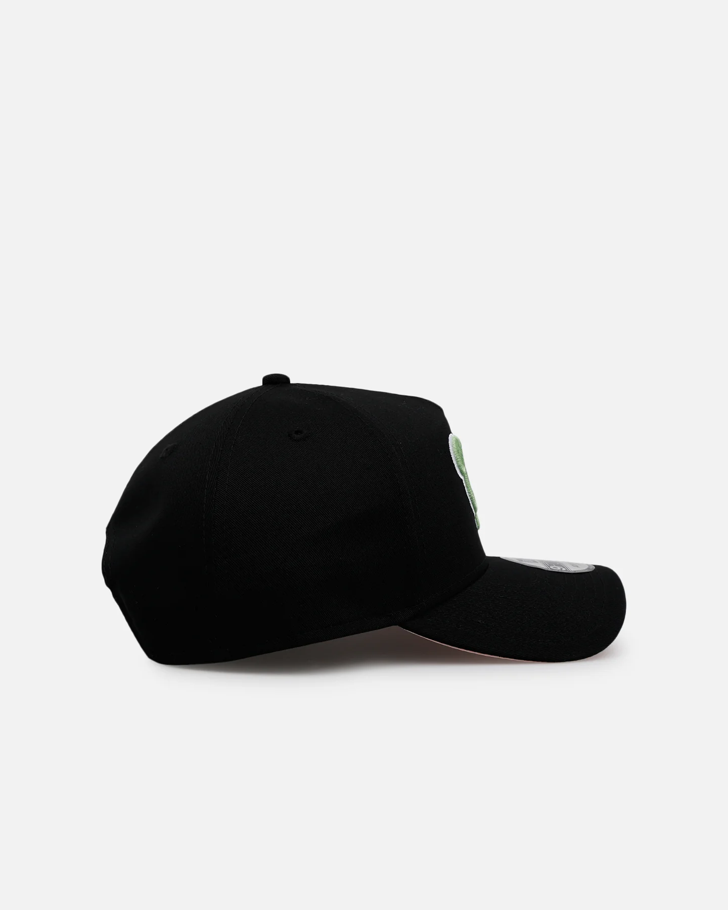 New Era Chicago Cubs 'Satin Flower' 9FORTY A-Frame Snapback Black/Pink - Image 3