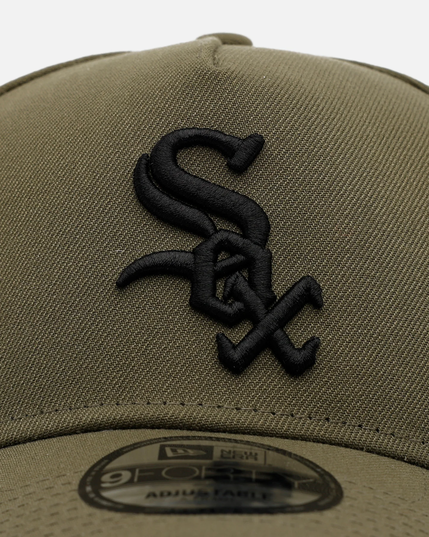 New Era Chicago White Sox 'Easy Olive' 9FORTY A-Frame Snapback Olive - Image 5