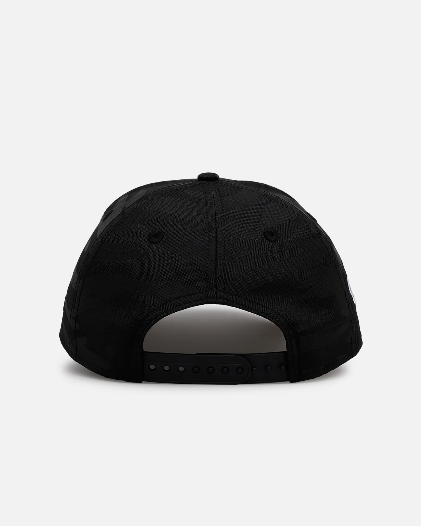 New Era Chicago White Sox 'Icy Camo' 9FORTY A-Frame Snapback Black/Camo - Image 2
