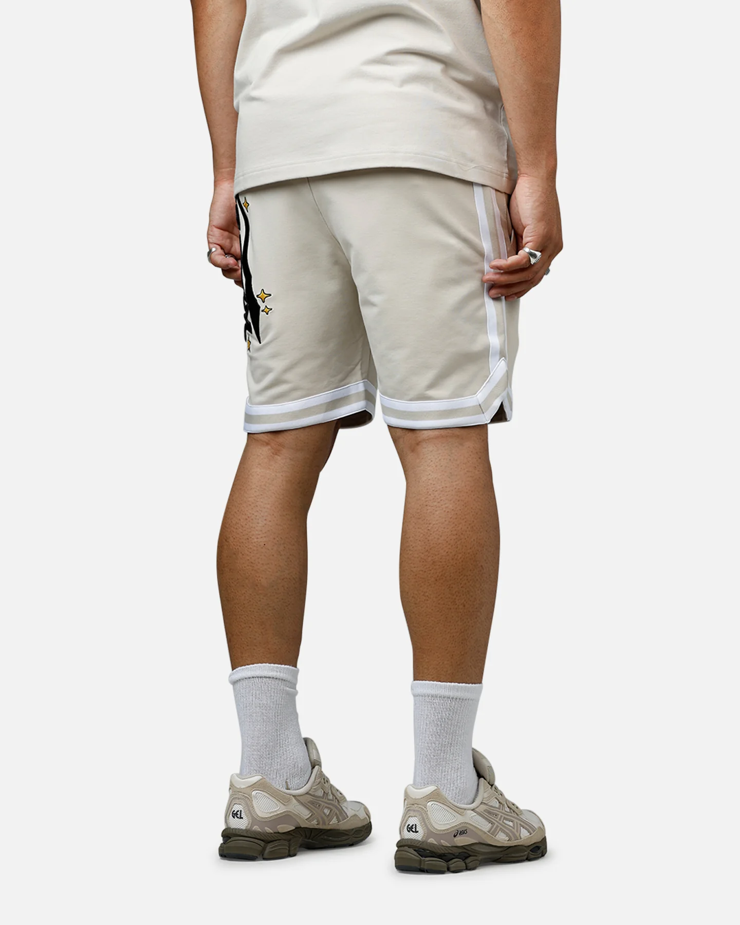 New Era Chicago White Sox 'Logo Select' Summer Shorts Stone - Image 3