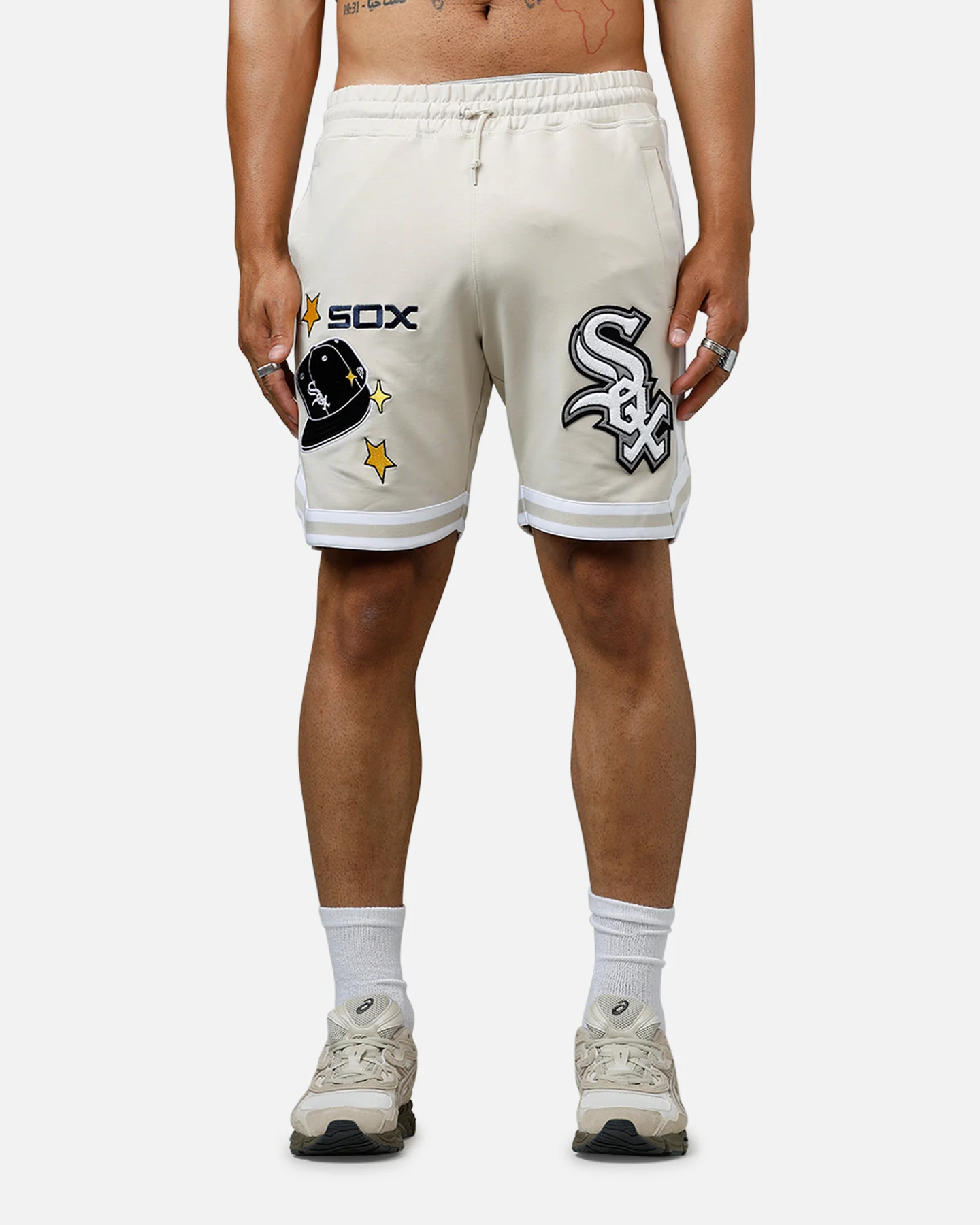 New Era Chicago White Sox 'Logo Select' Summer Shorts Stone - Image 6