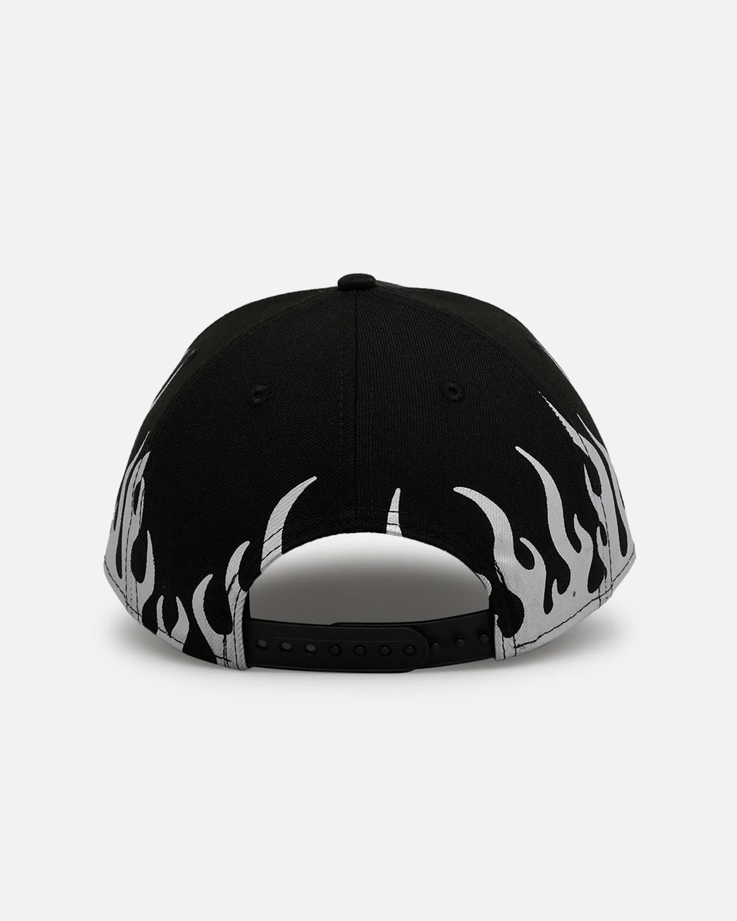 New Era Chicago White Sox 'Metallic Flames' 9FORTY A-Frame Snapback Black/Silver - Image 2