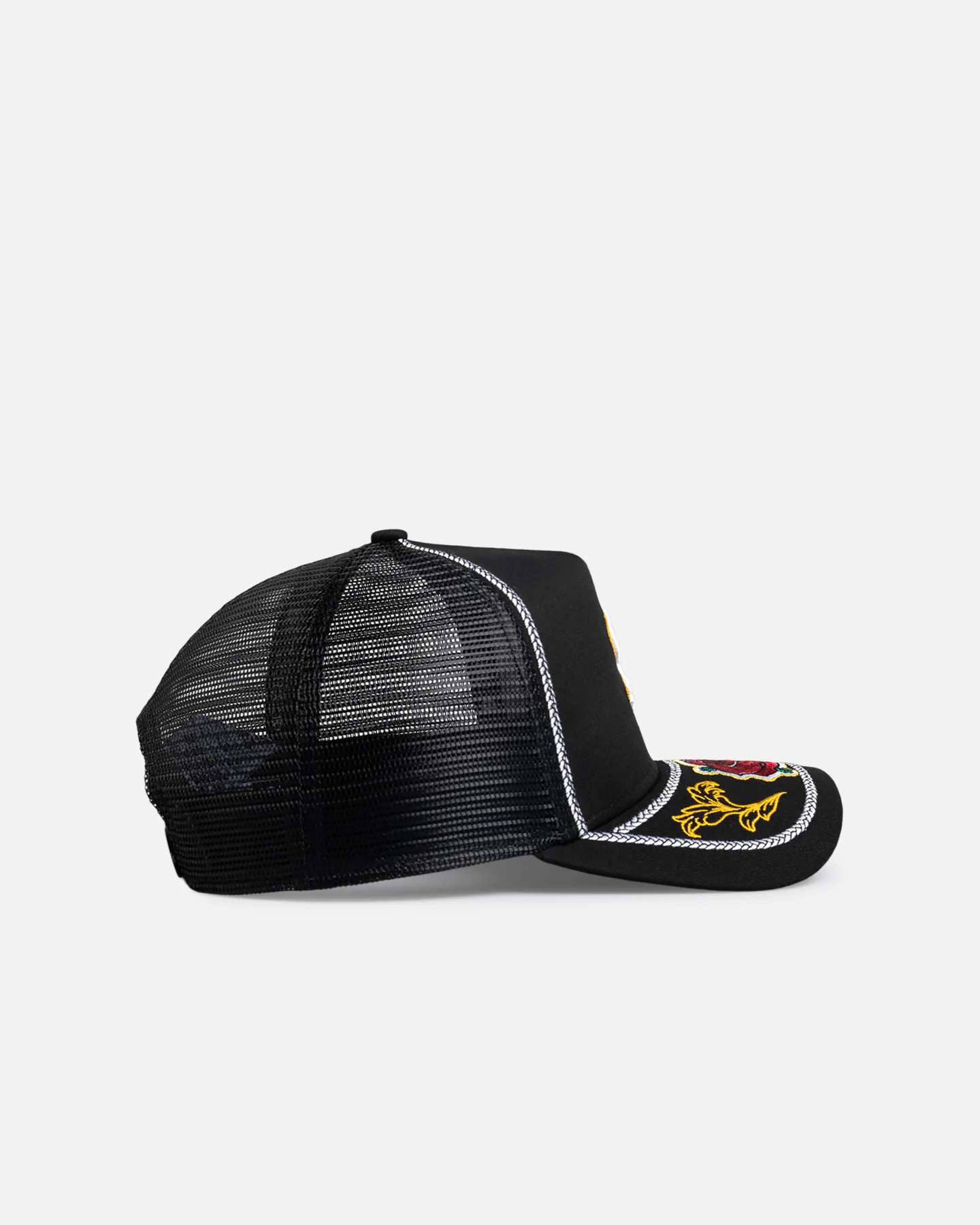 New Era Chicago White Sox 'Rose Visor' 9FORTY A-Frame Trucker Snapback Black/Rose - Image 3