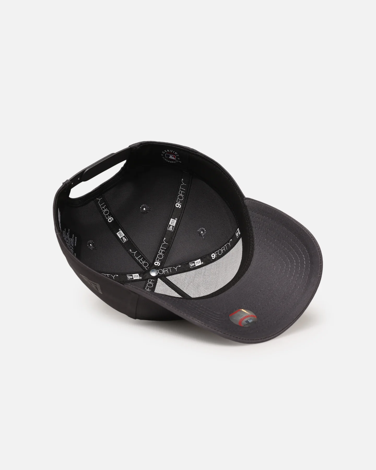 New Era Chicago White Sox 'Tonal Graphite' 9FORTY A-Frame Snapback Graphite - Image 6