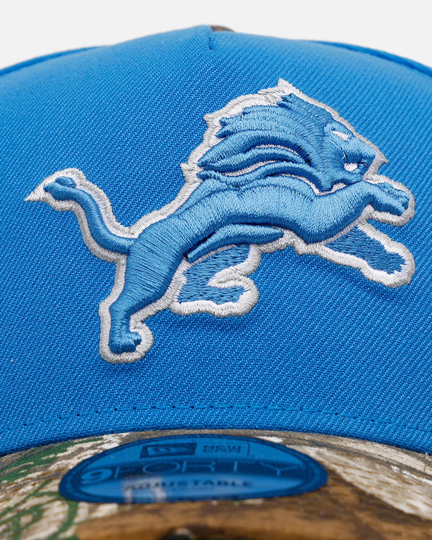 New Era Detroit Lions 'Realtree Visor' 9FORTY A-Frame Snapback Official Team Color - Image 5