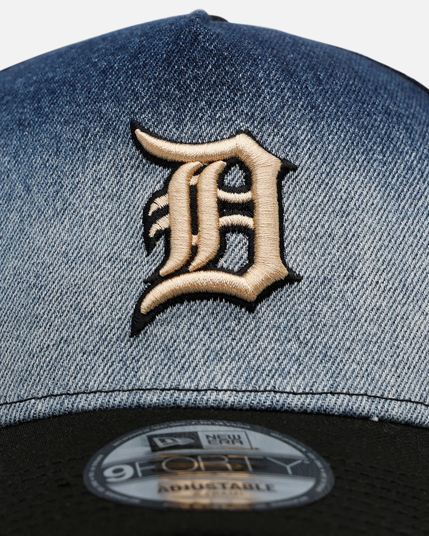 New Era Detroit Tigers 'Bleach' 9FORTY A-Frame Trucker Snapback Denim - Image 5