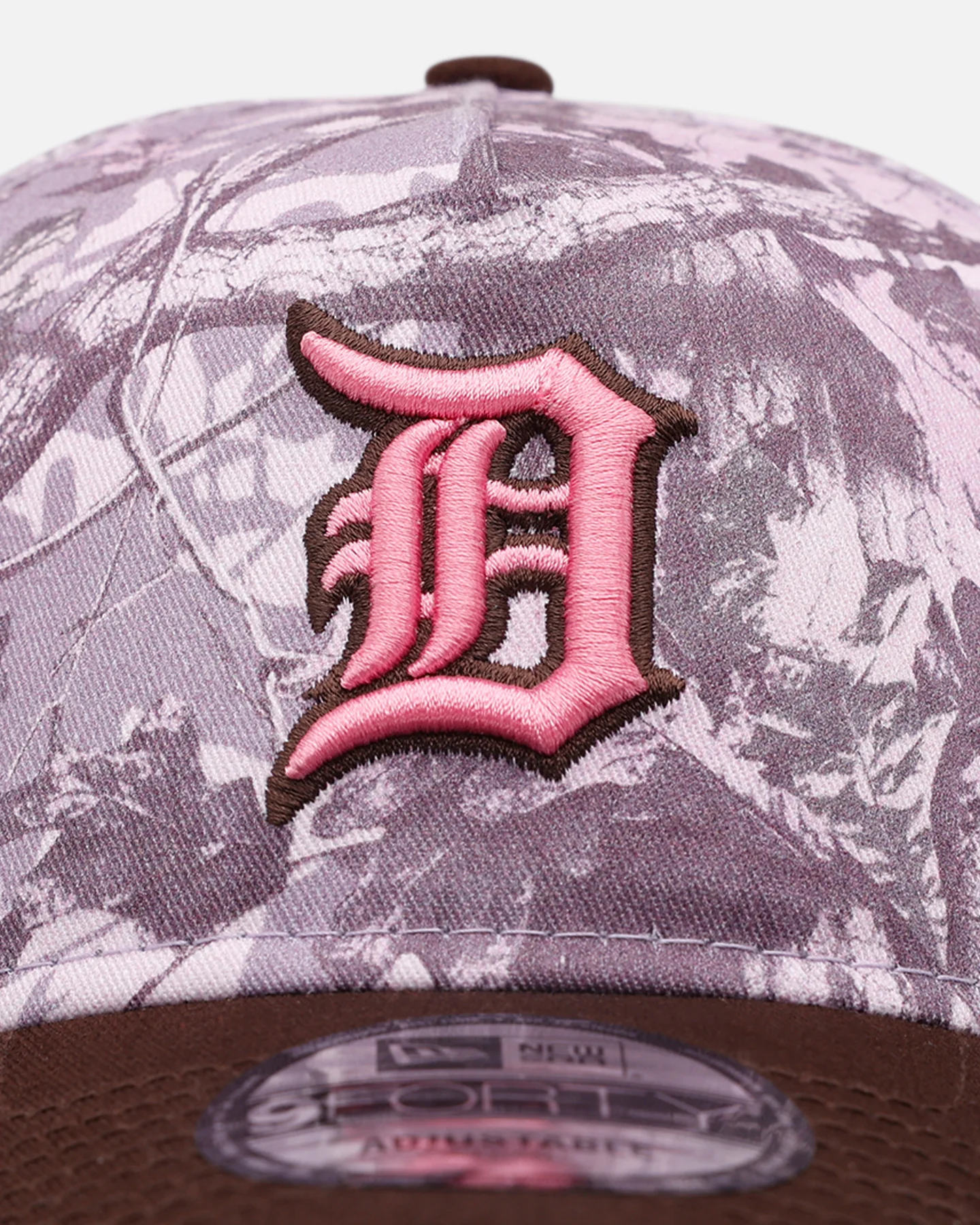 New Era Detroit Tigers 'Pink Tree Camo' 9FORTY A-Frame Snapback Pink - Image 5