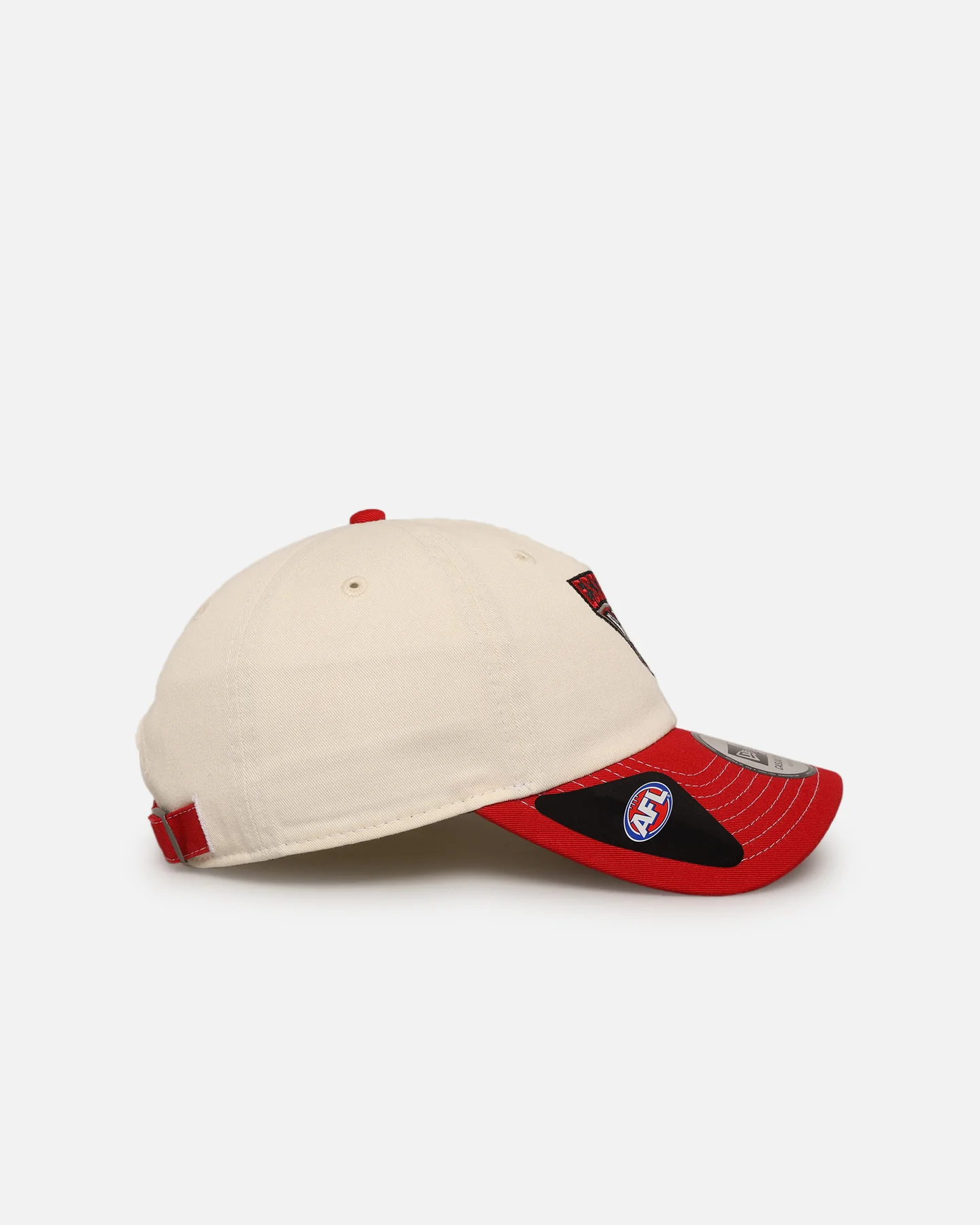 New Era Essendon Bombers 'AFL 2025 2 Tone' Casual Classic Strapback Chrome White - Image 3
