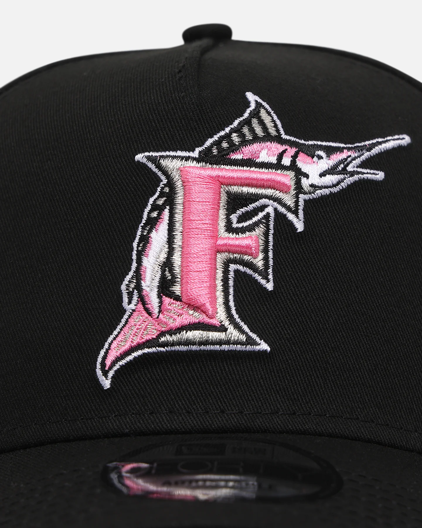 New Era Florida Marlins 'Black Pink' 9FORTY A-Frame Snapback Black/Pink - Image 5