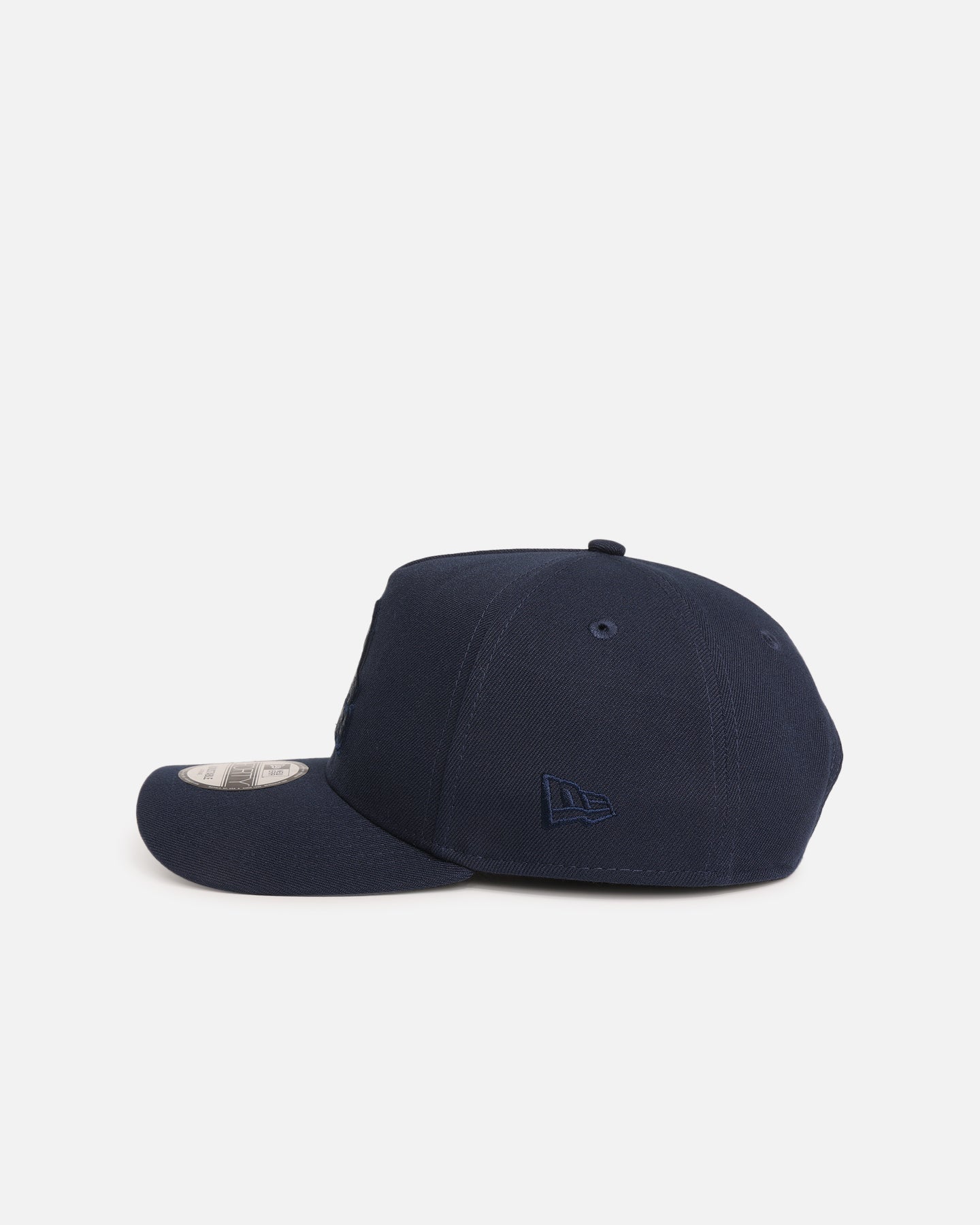 New Era Gold Coast Titans 'Ocean Blue' 9FORTY A-Frame Snapback Oceanside Blue - Image 4