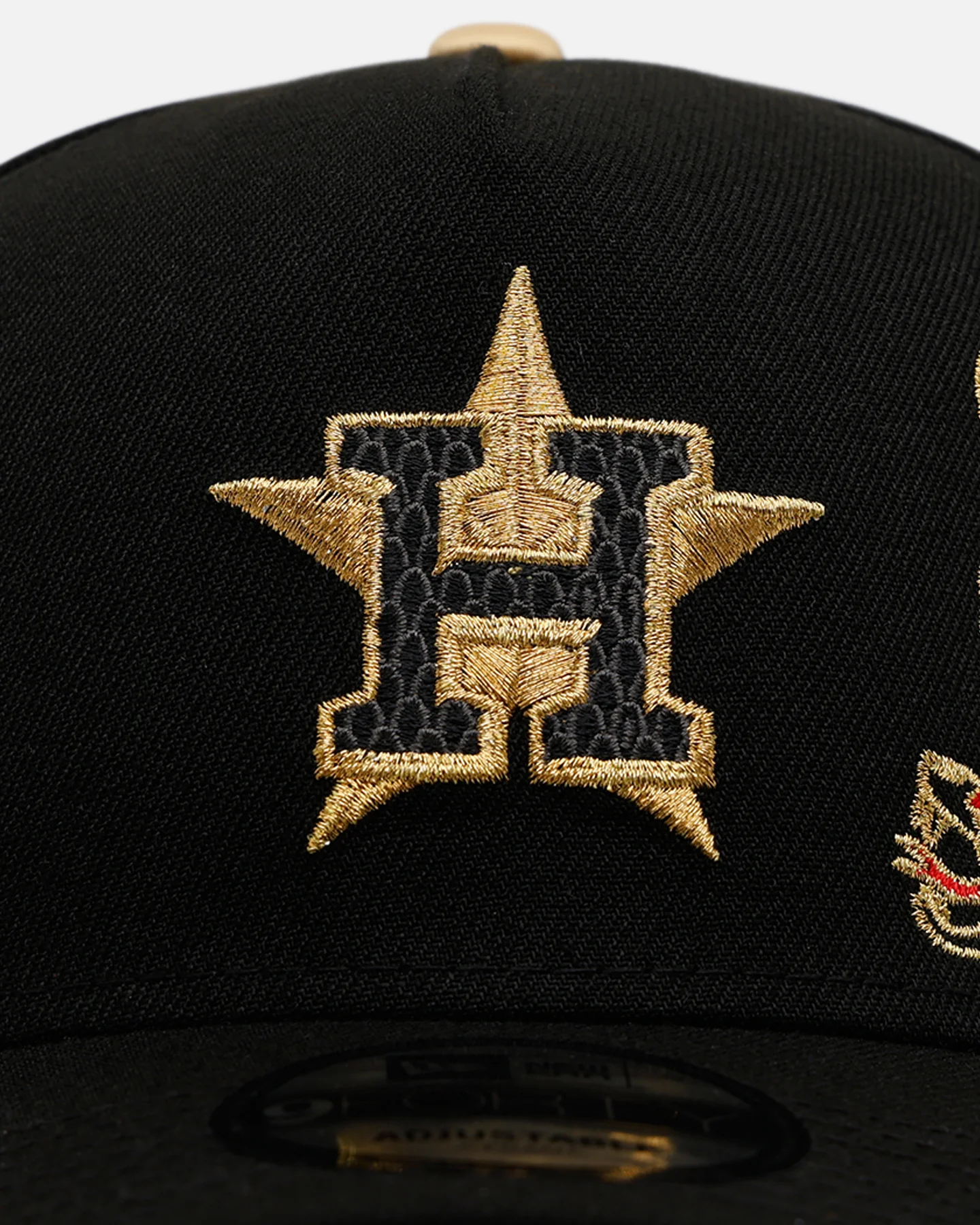 New Era Houston Astros 'Year Of The Snake' 9FORTY A-Frame Snapback Black/Gold - Image 5
