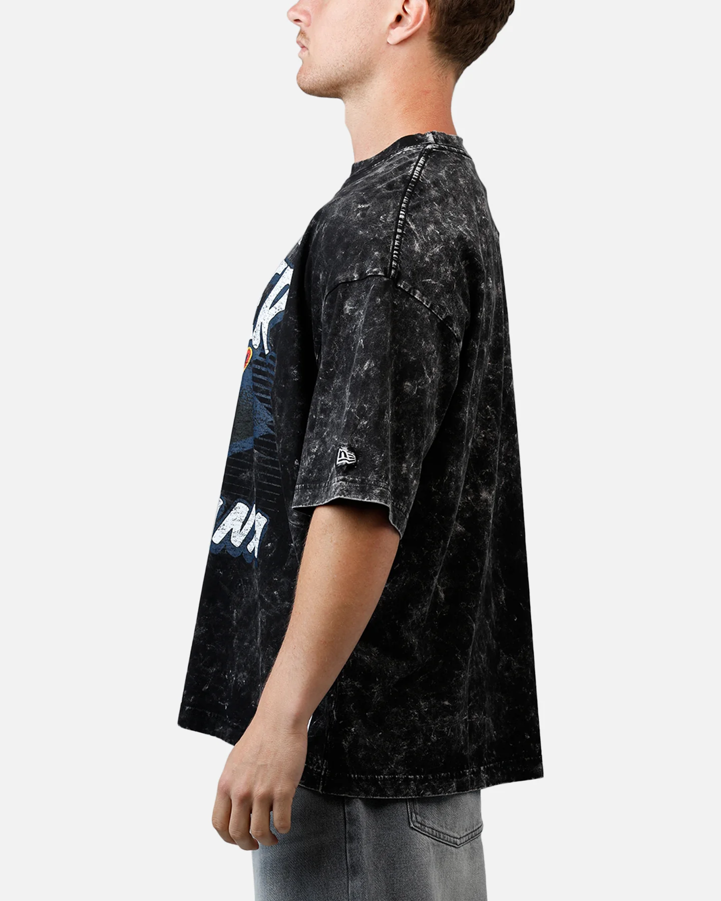 New Era Indiana Fever Boxy Essentials T-Shirt Washed Black - Image 5