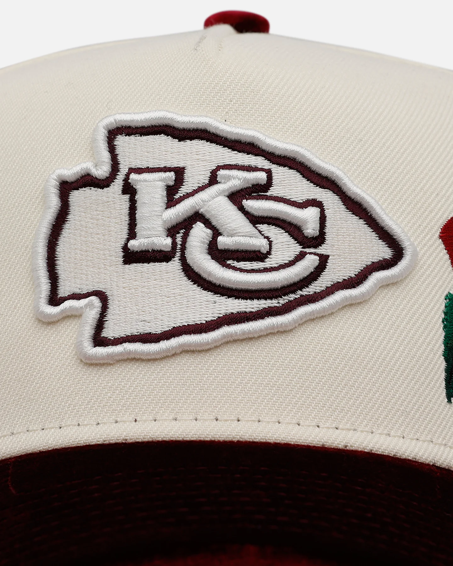 New Era Kansas City Chiefs 'Velvet Roses' 9FORTY A-Frame Snapback Chrome - Image 6