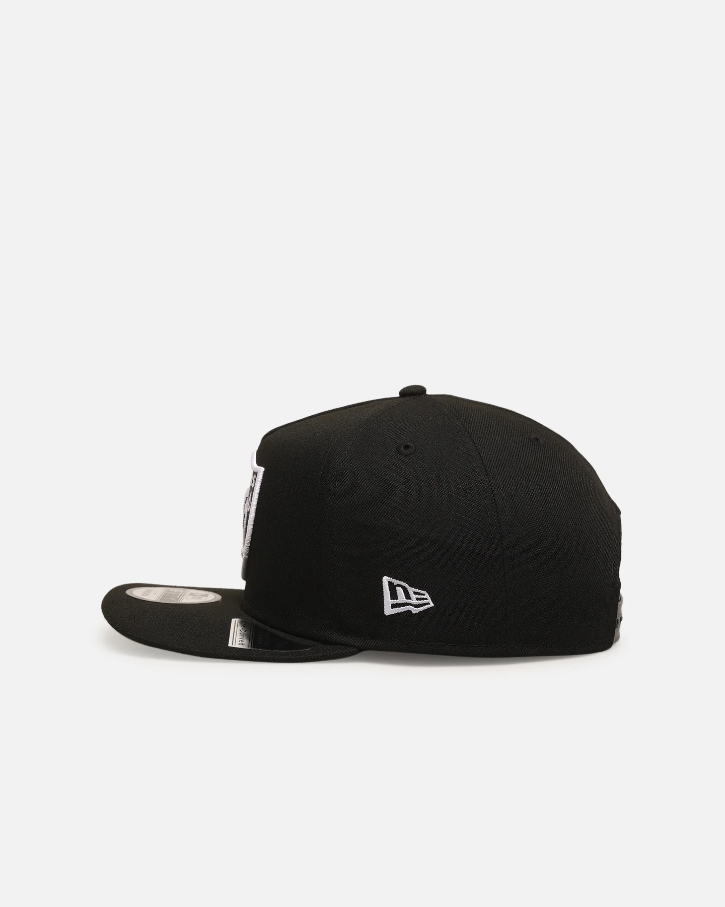 New Era Las Vegas Raiders 'Classic' 9FIFTY A-Frame Snapback Black - Image 4