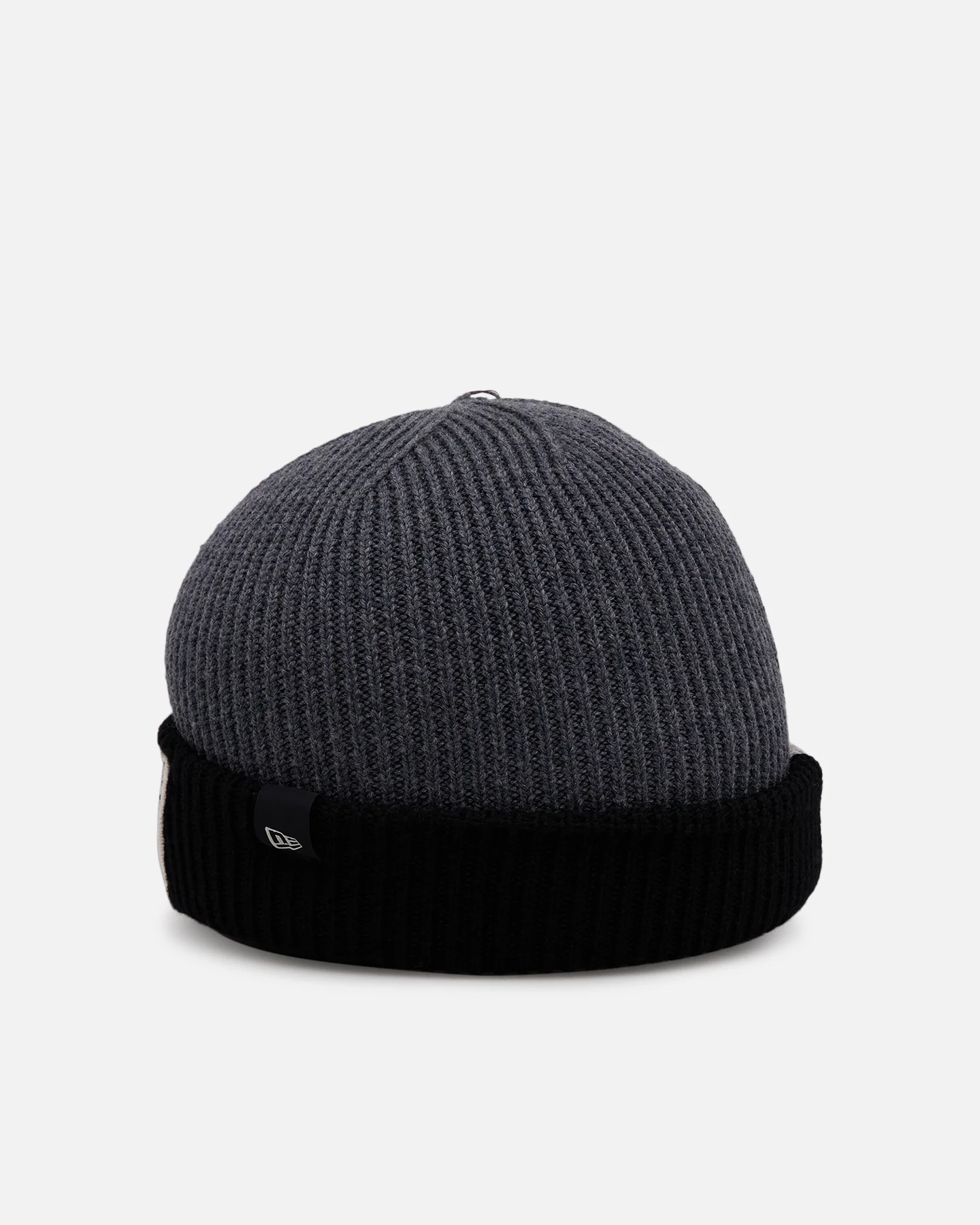 New Era Las Vegas Raiders 'Merino Wool' Beanie Black - Image 4