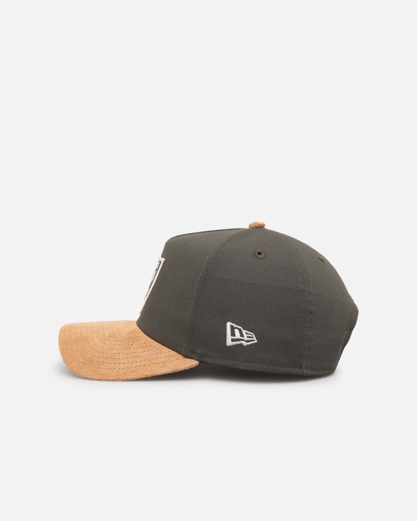 New Era Las Vegas Raiders 'Moss Canvas Wheat' 9FORTY A-Frame Snapback Moss Canvas/Ivory - Image 5
