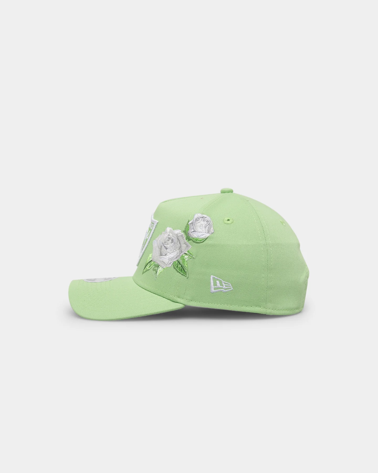 New Era Women's Las Vegas Raiders 'Pastel Rose' 9FORTY A-Frame Snapback Spearmint/White - Image 4