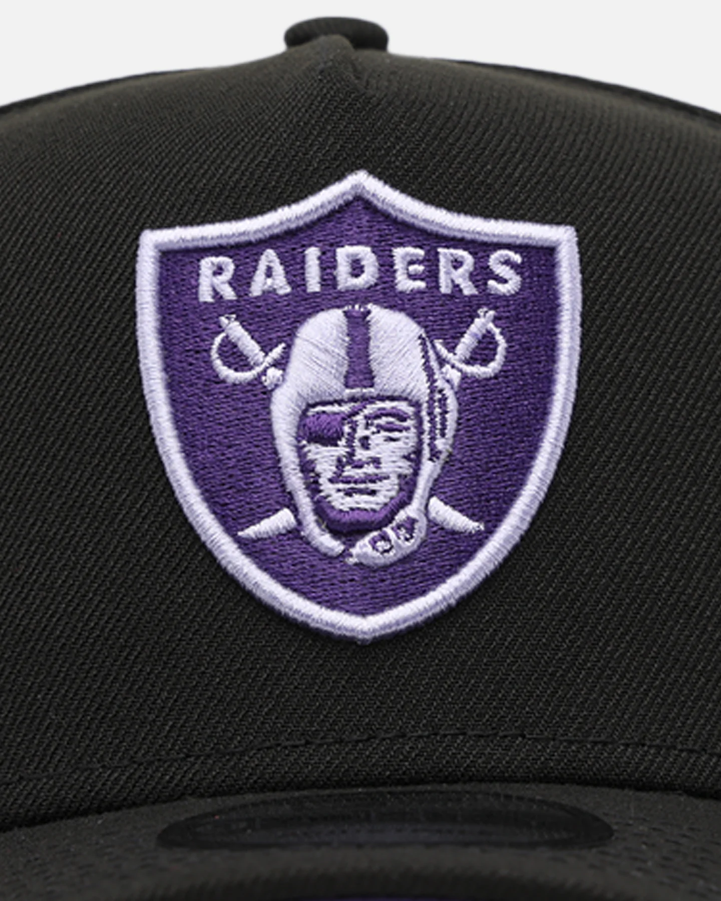 New Era Las Vegas Raiders 'Purple Haze' 9FORTY A-Frame Snapback Black/Purple - Image 5