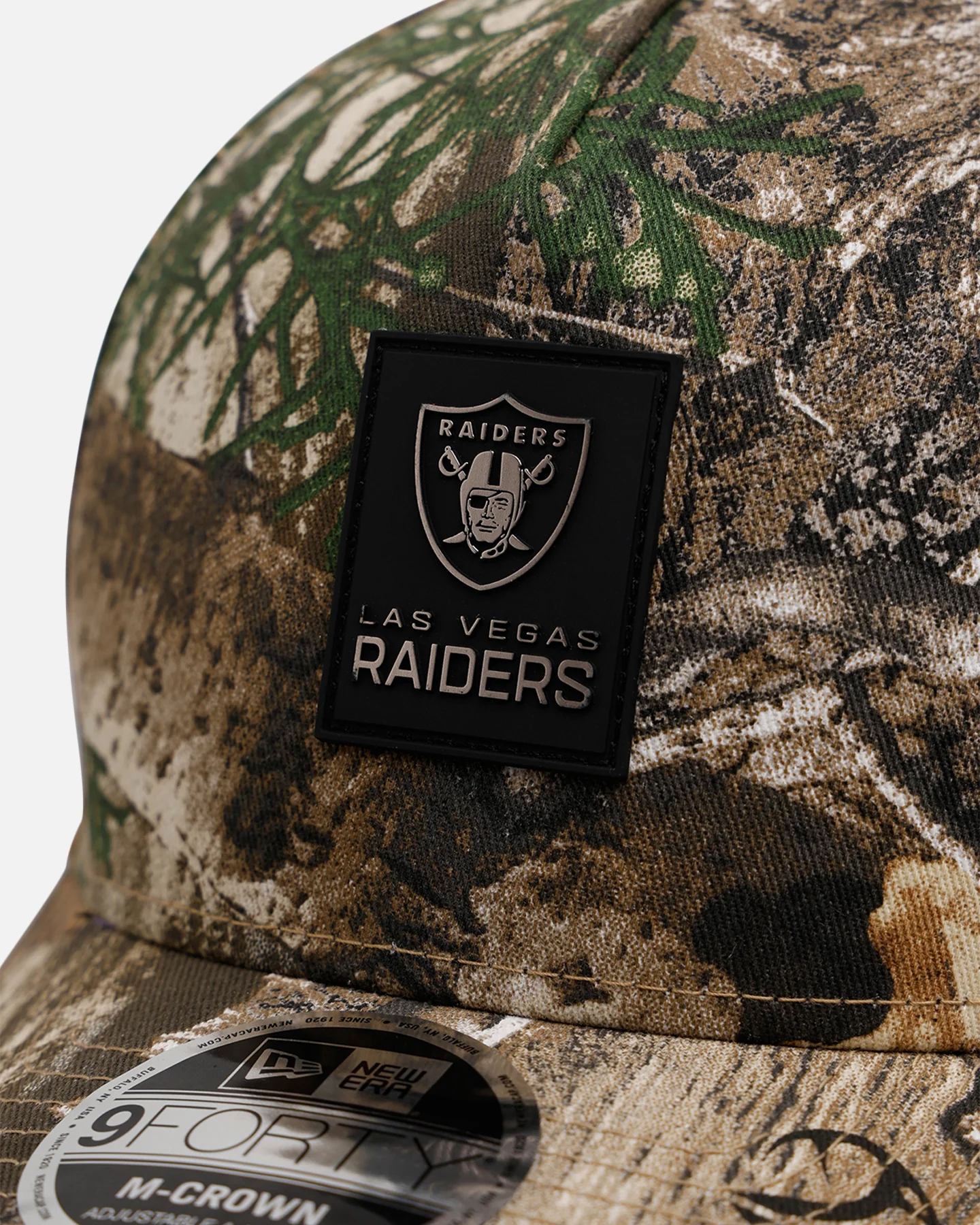 New Era Las Vegas Raiders 'Raiders Sideline' 9FORTY A-Frame Snapback Realtree Camo - Image 7