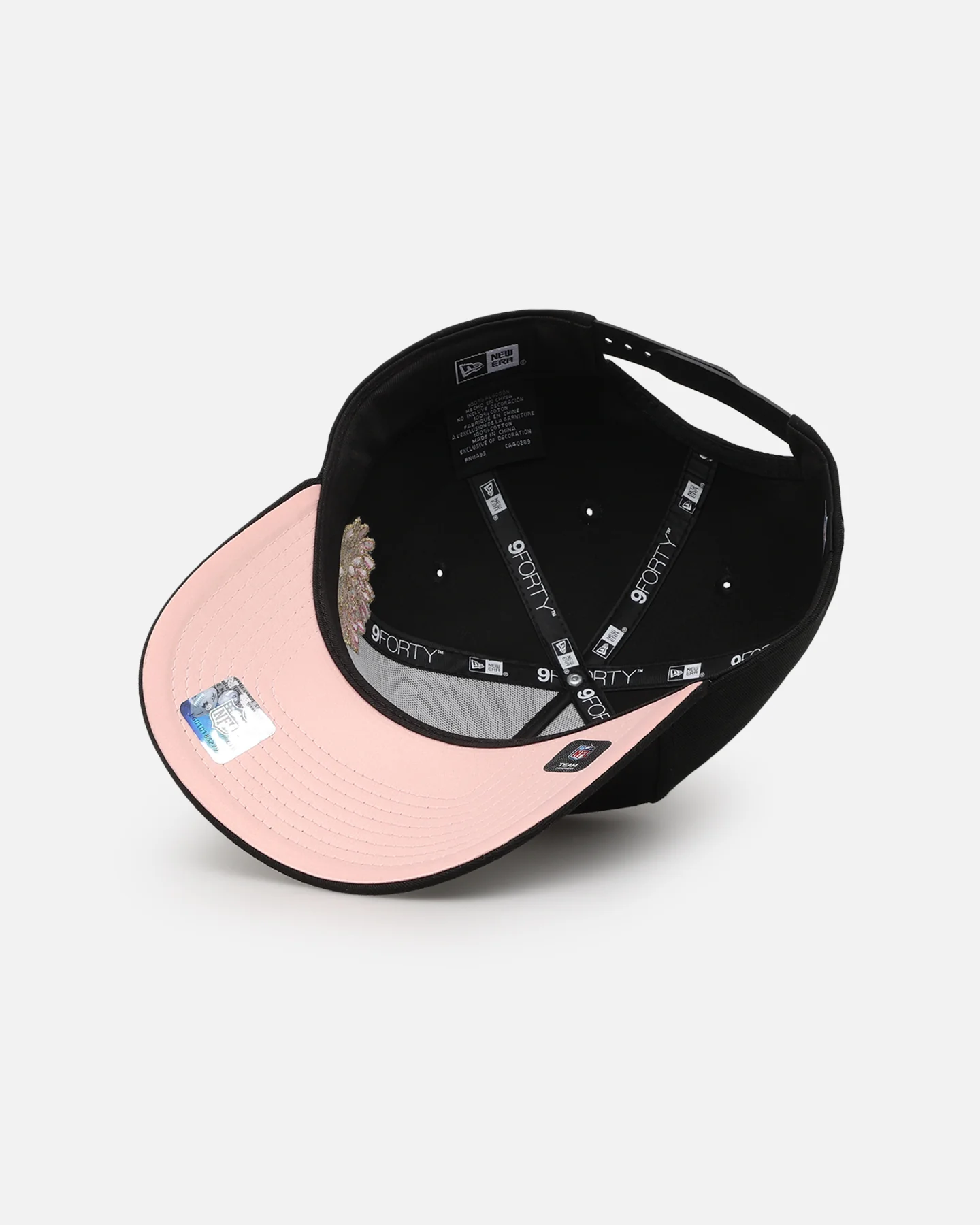 New Era Las Vegas Raiders 'Satin Flower' 9FORTY A-Frame Snapback Black/Pink - Image 6