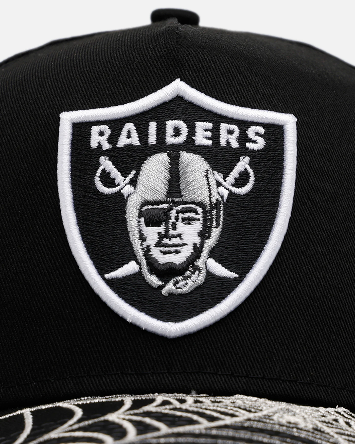 New Era Las Vegas Raiders 'Spider Web Visor' 9FORTY A-Frame Snapback Black - Image 6
