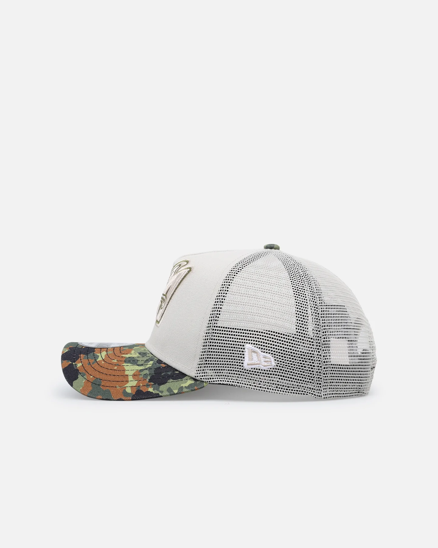 New Era Los Angeles Angels "Camo Visor" 9FORTY A-Frame Trucker Snapback Stone/Olive - Image 4