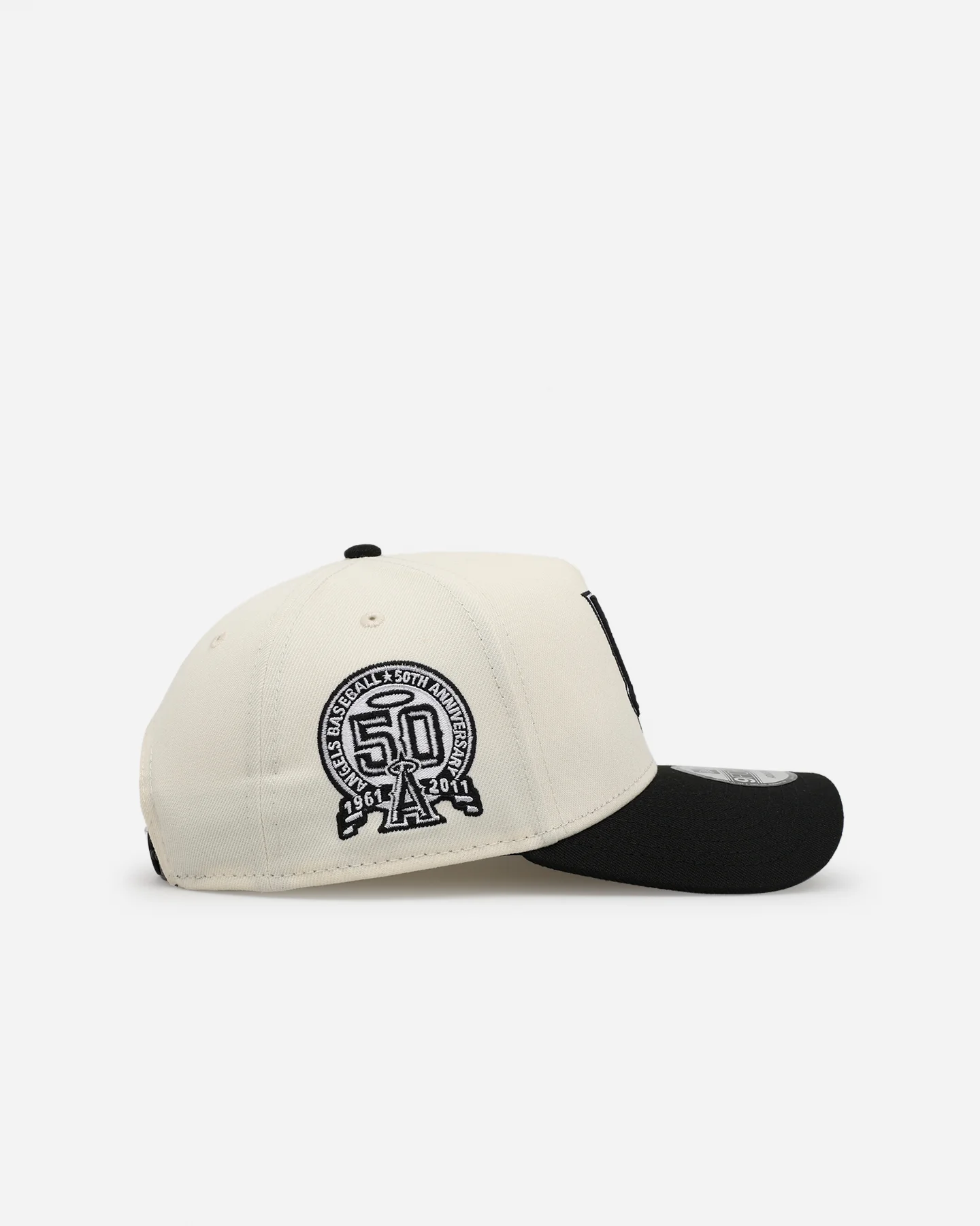 New Era Los Angeles Angels 'Chrome Upside Down Logo' 9FORTY A-Frame Snapback Chrome/Black - Image 3