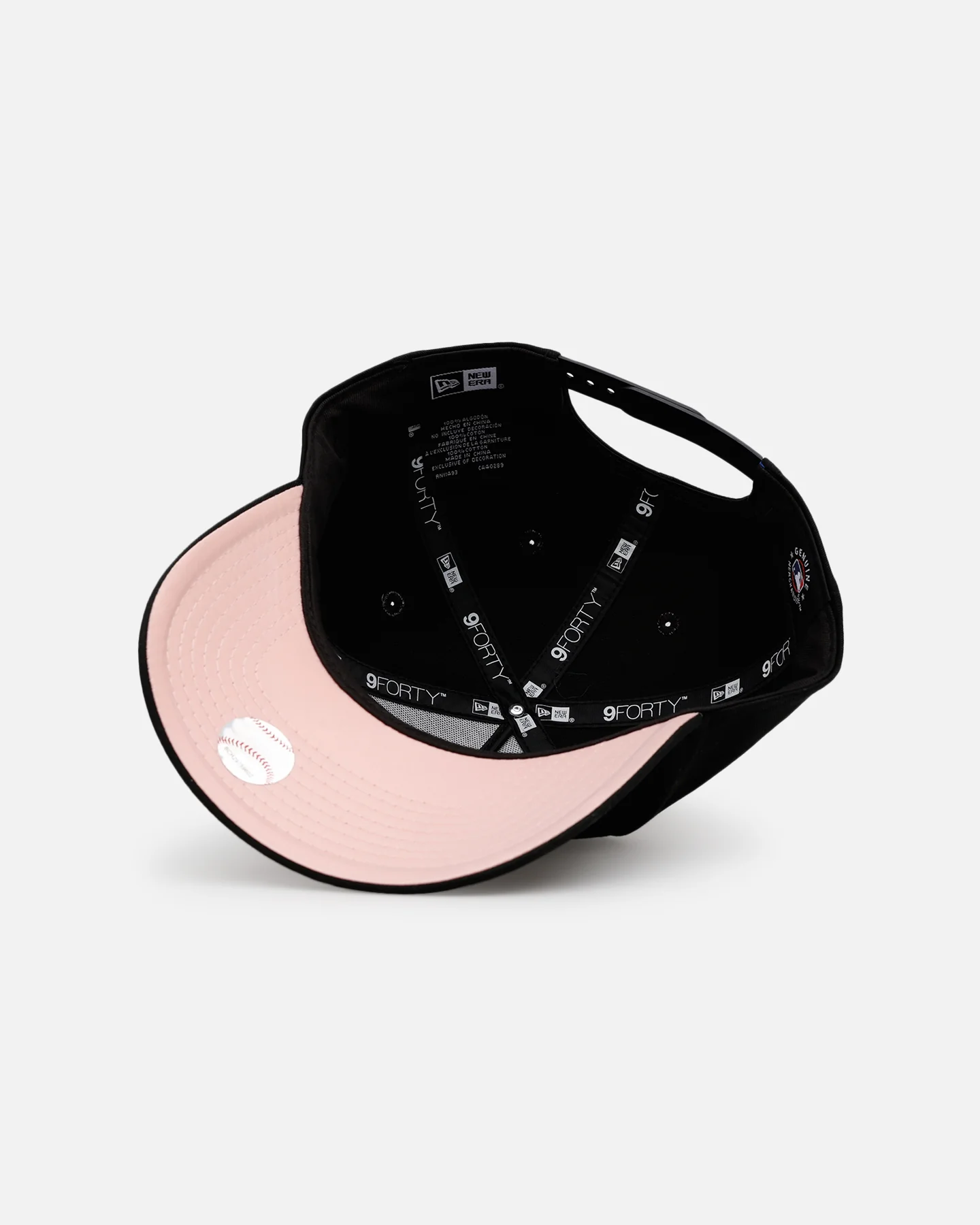 New Era Los Angeles Angels 'Pink Satin Hearts 2.0' 9FORTY A-Frame Snapback Black/Pink - Image 6
