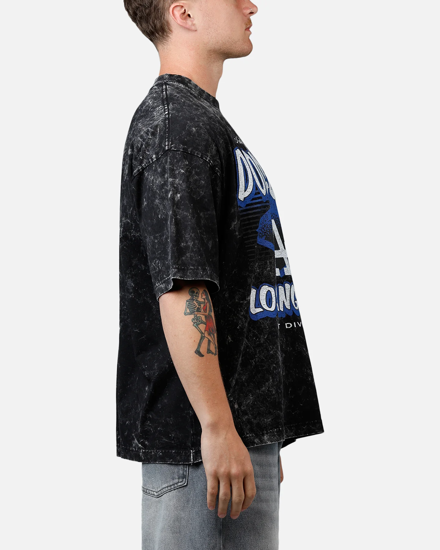 New Era Los Angeles Dodgers Boxy Essentials T-Shirt Washed Black - Image 4