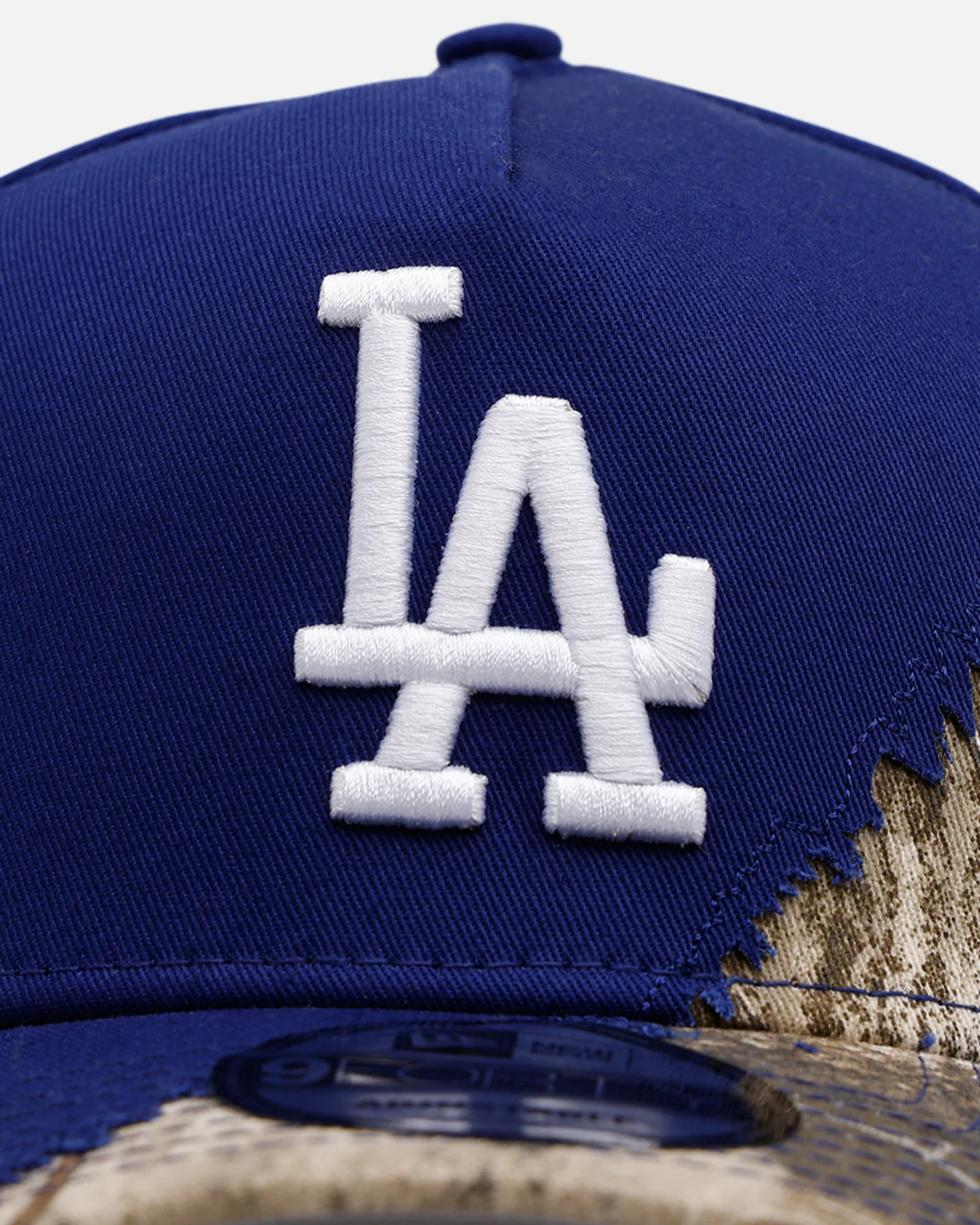 New Era Los Angeles Dodgers 'Camo Tear Away' 9FORTY A-Frame Snapback Camo/Official Team Color - Image 6