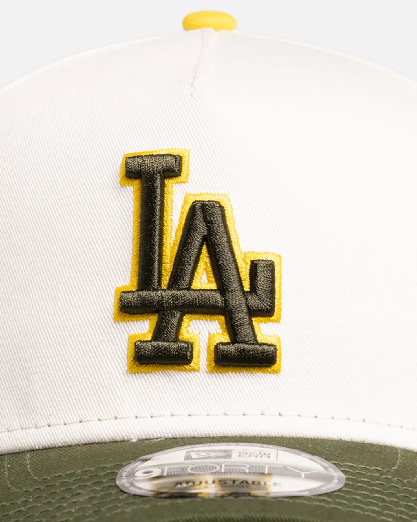 New Era Los Angeles Dodgers 'Chrome Rig' 9FORTY A-Frame Snapback White/Yellow - Image 5