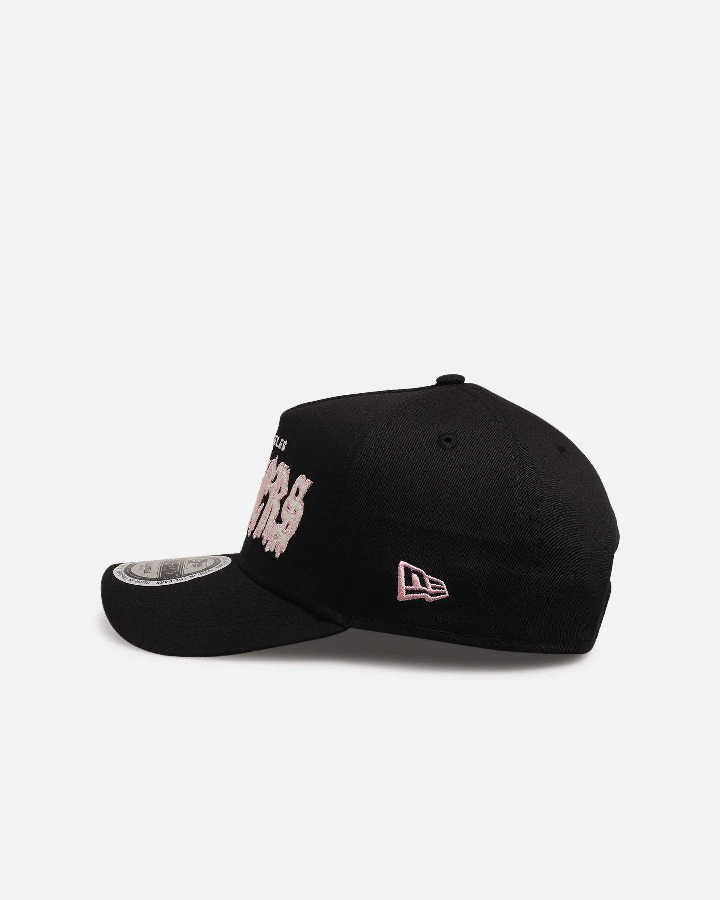 New Era Los Angeles Dodgers 'Drip Glow Script' 9FORTY A-Frame Snapback Black/Pink - Image 4