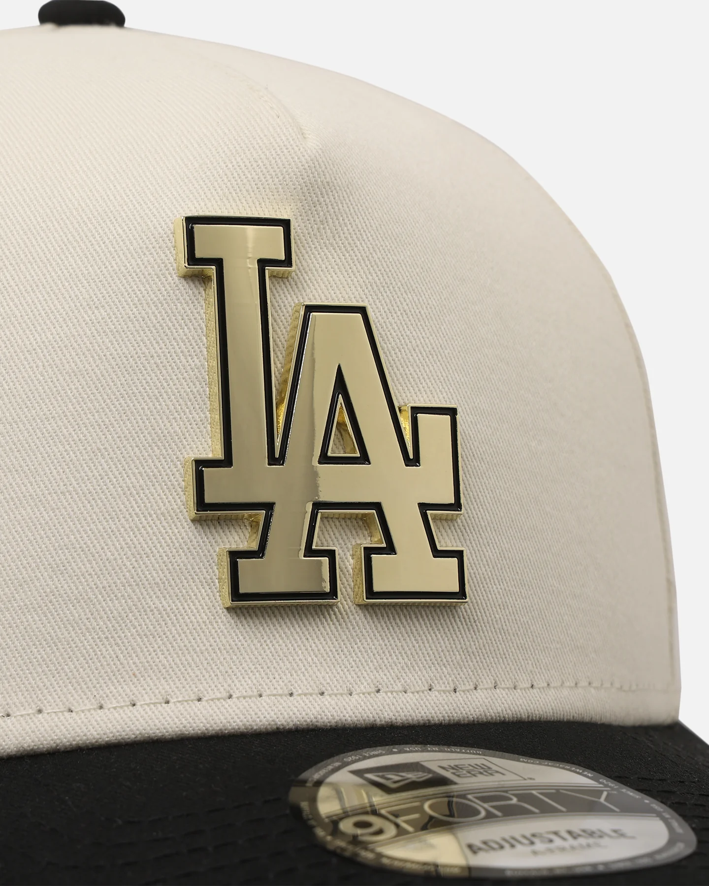 New Era Los Angeles Dodgers 'Gold Medal Badge' 9FORTY A-Frame Snapback White/Black/Green - Image 5