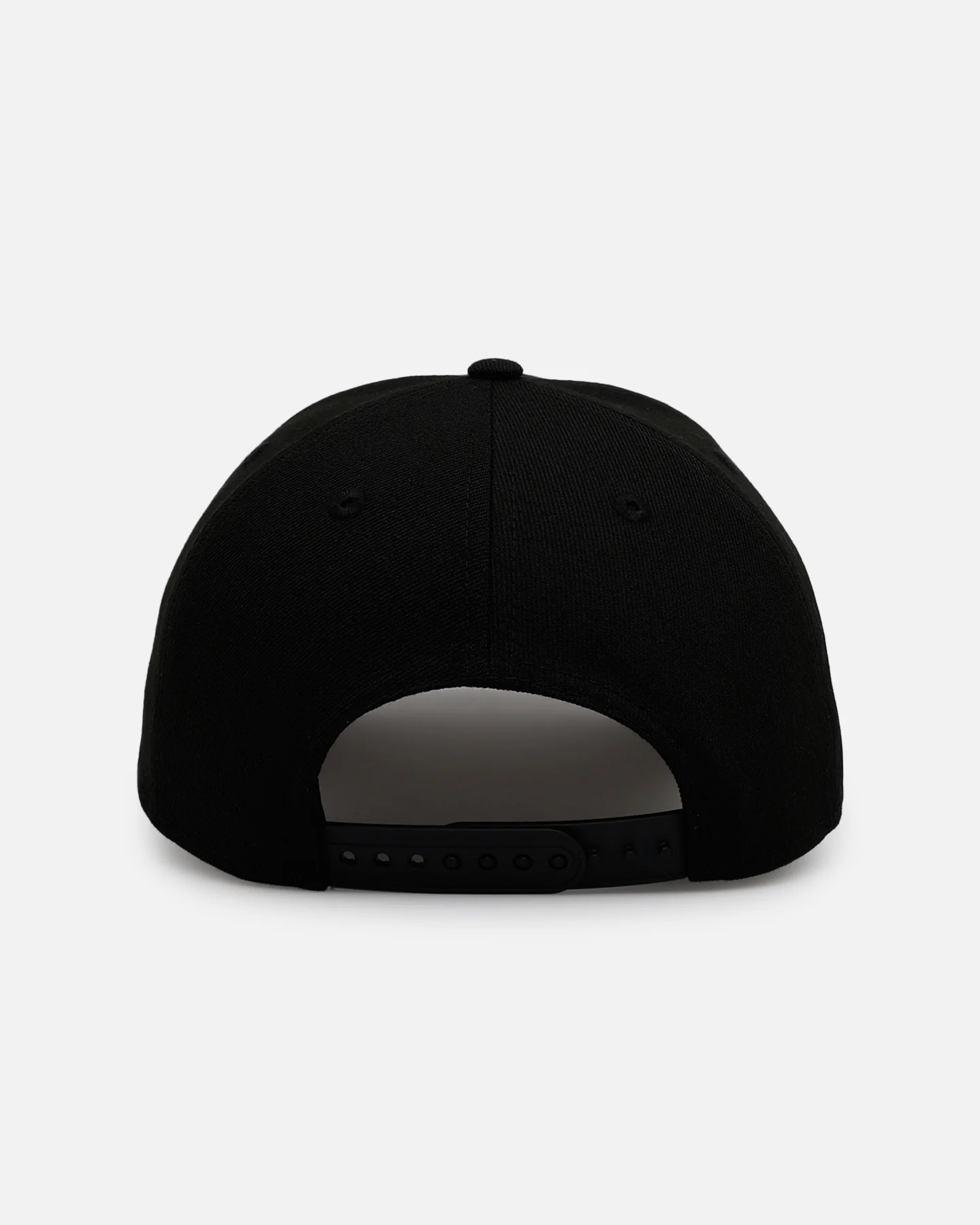New Era Los Angeles Dodgers 'New Year's Eve' 9FORTY A-Frame Snapback Gold/Silver - Image 2