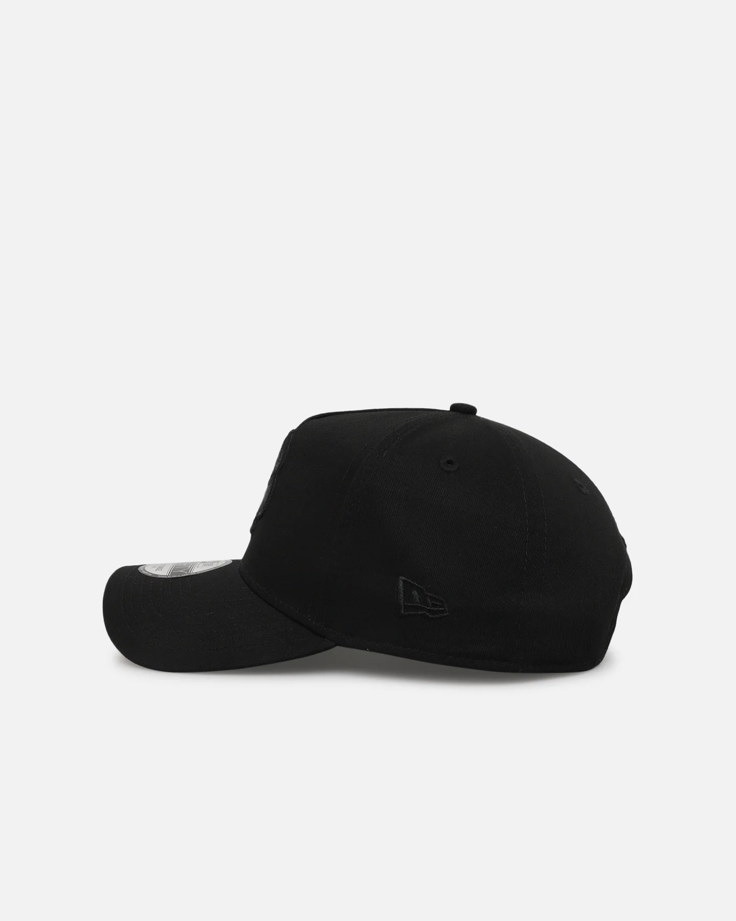 New Era Manly Warringah Sea Eagles 'Black On Black' 9FORTY A-Frame Snapback Black - Image 4