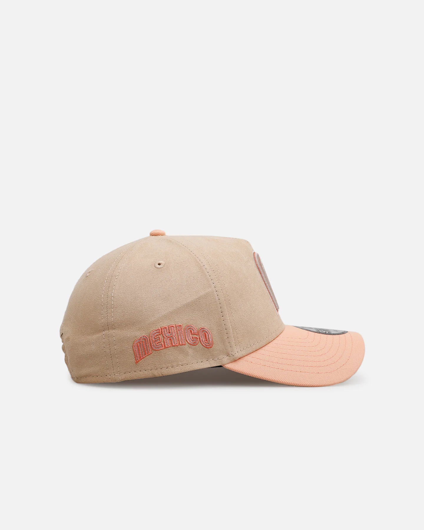 New Era Mexico National Baseball Team 'Peach Suede' 9FORTY A-Frame Snapback Peach - Image 3